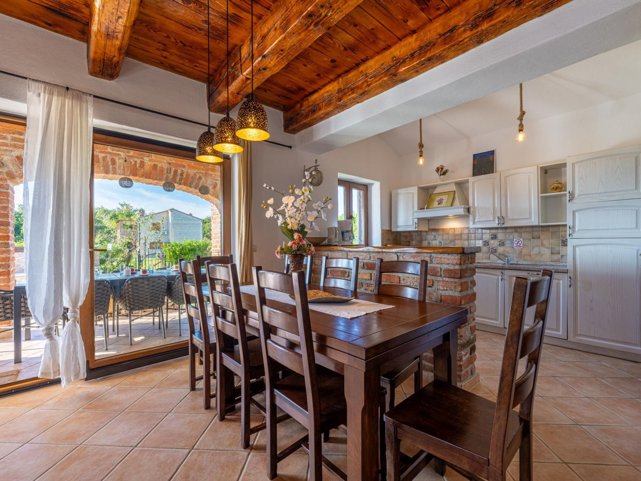 "Paradis 6" mit Whirlpool-Inside