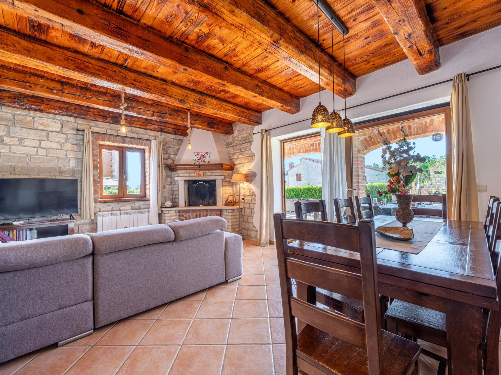 "Paradis 6" mit Whirlpool-Inside