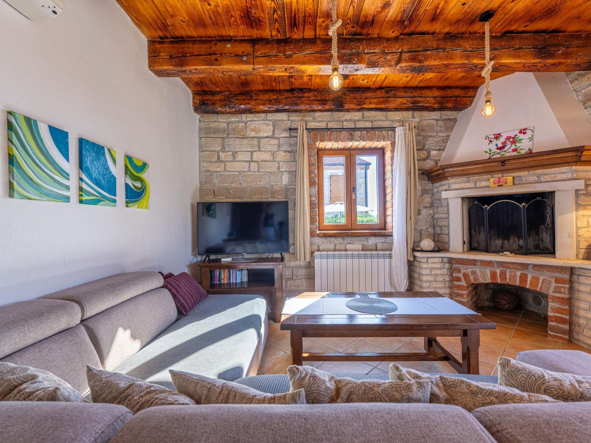 "Paradis 6" mit Whirlpool-Inside