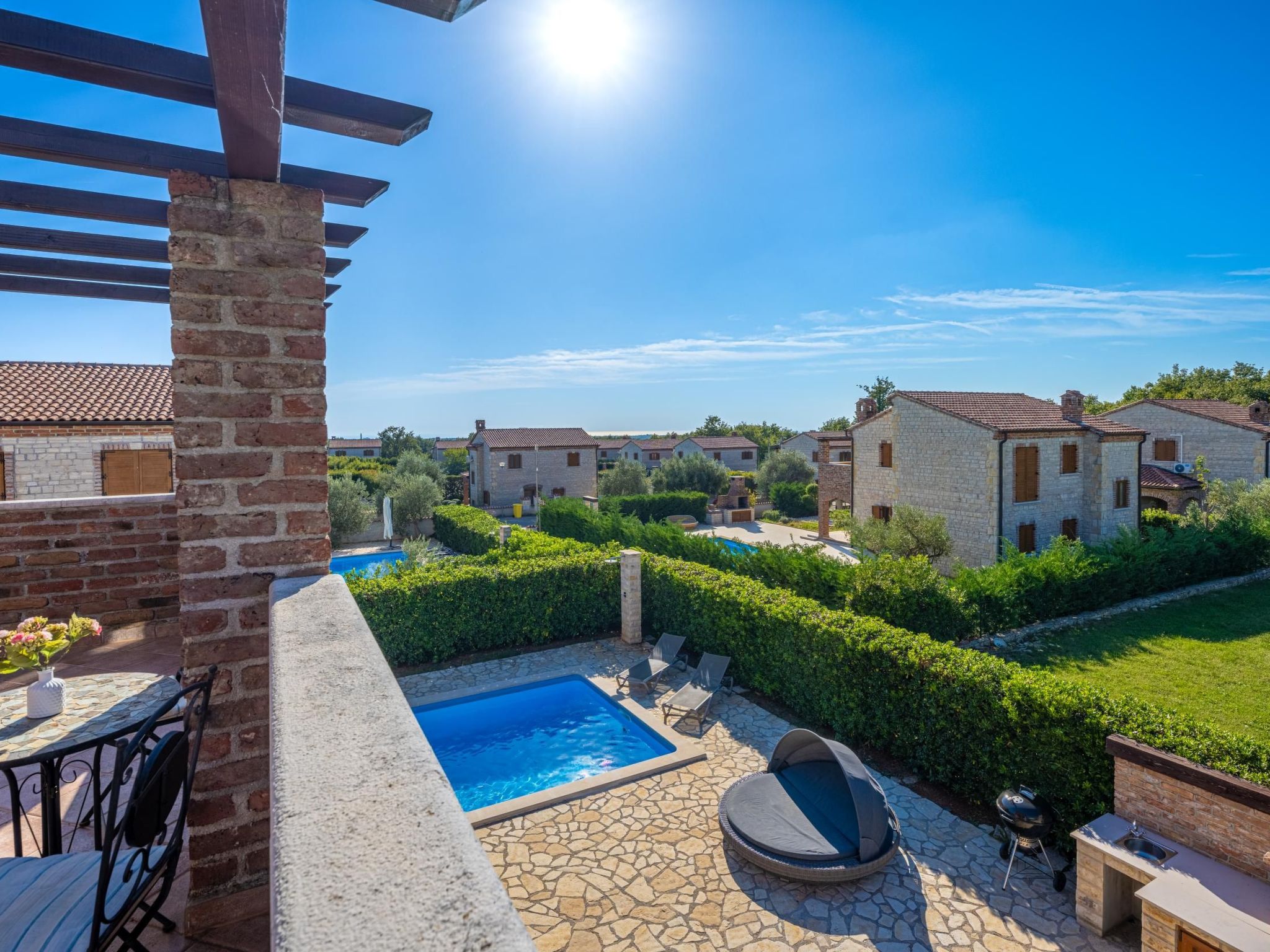 "Paradis 6" mit Whirlpool-Inside