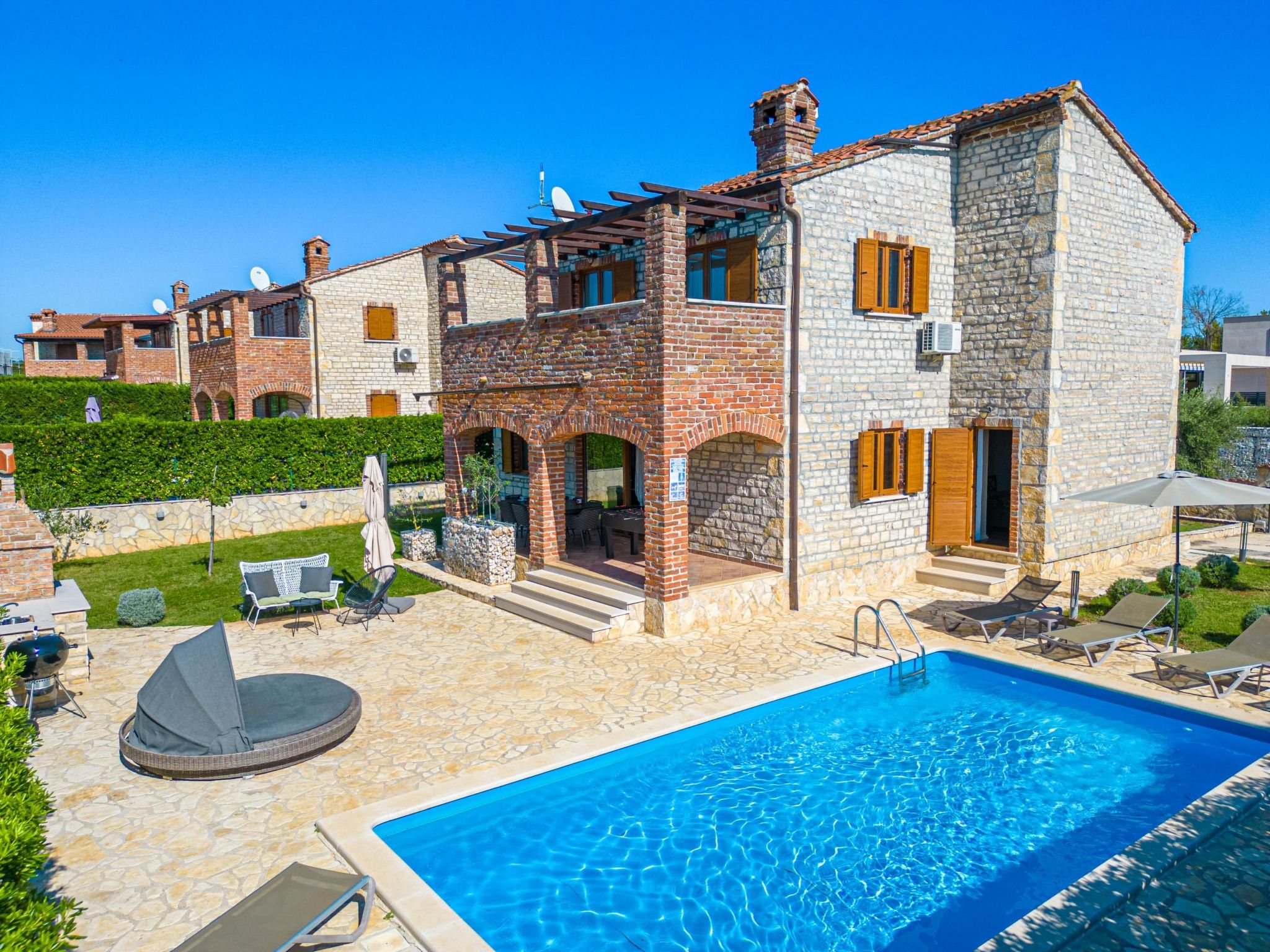 "Paradis 6" mit Whirlpool-Inside