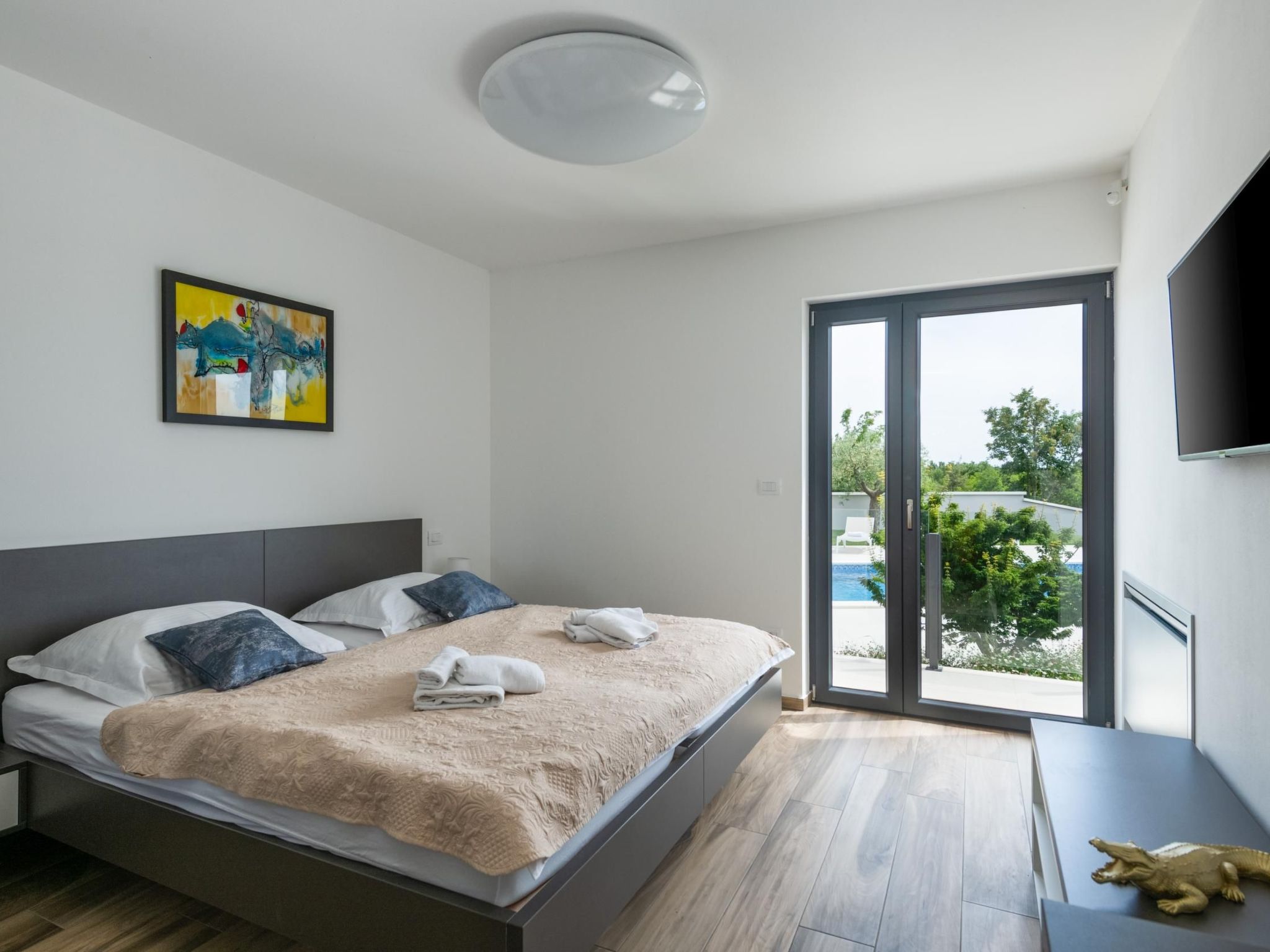 Villa EmMa mit 5 Schlafzimmern und beheiztem Pool