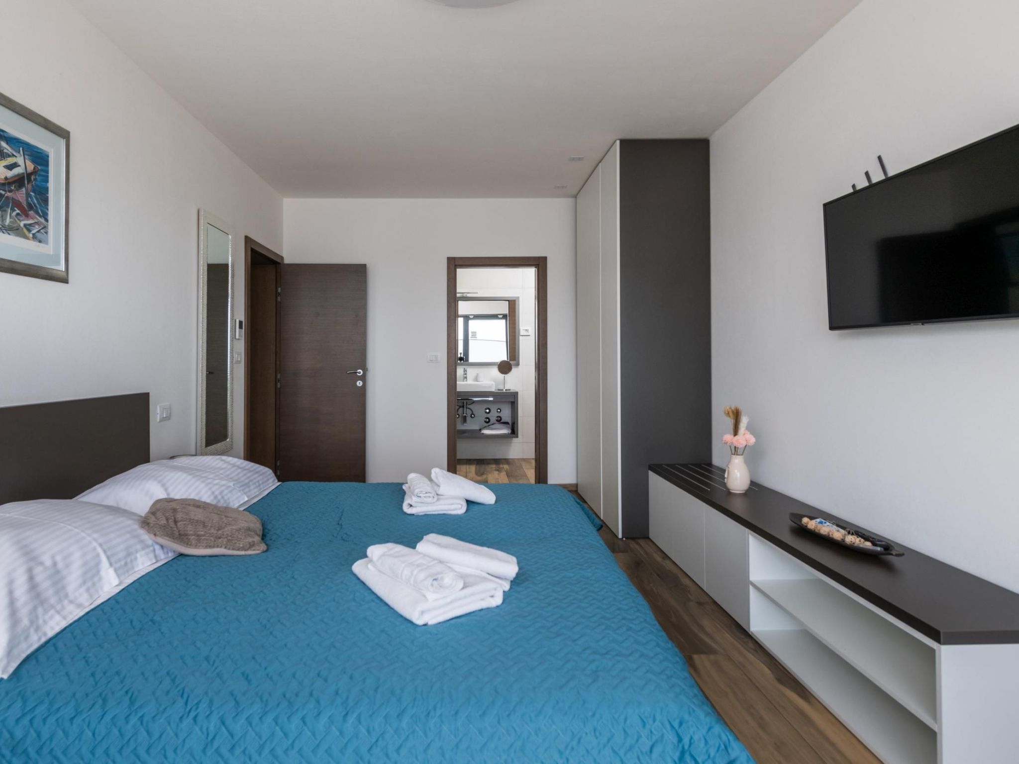 Villa EmMa mit 5 Schlafzimmern und beheiztem Pool-Image-tags.info