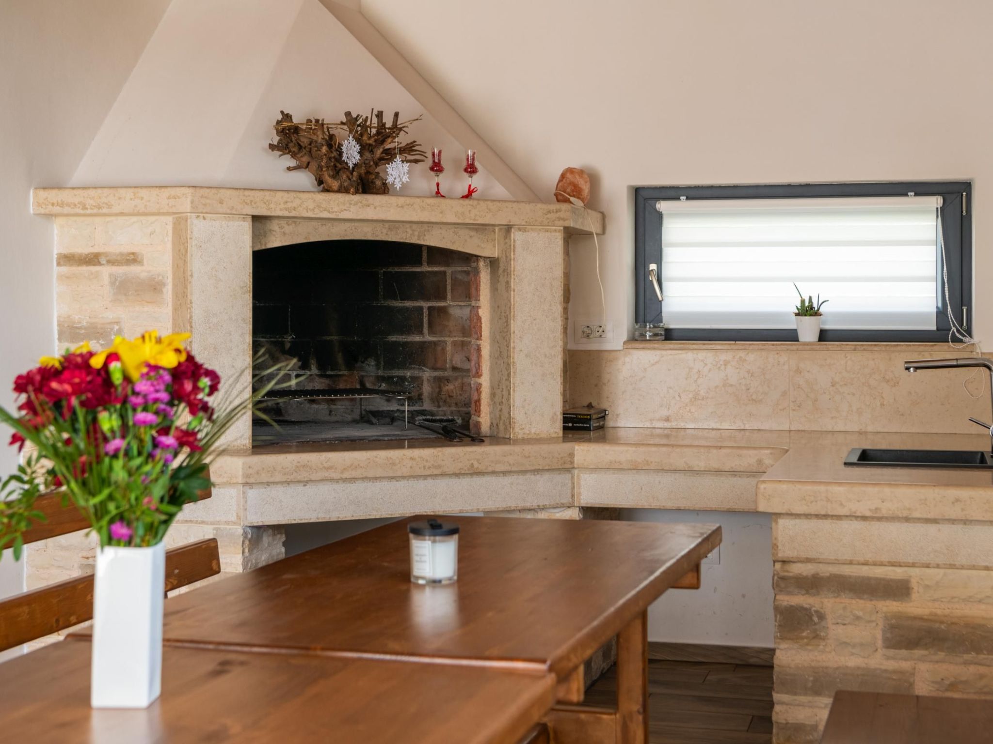 Villa EmMa mit 5 Schlafzimmern und beheiztem Pool-Image-tags.info