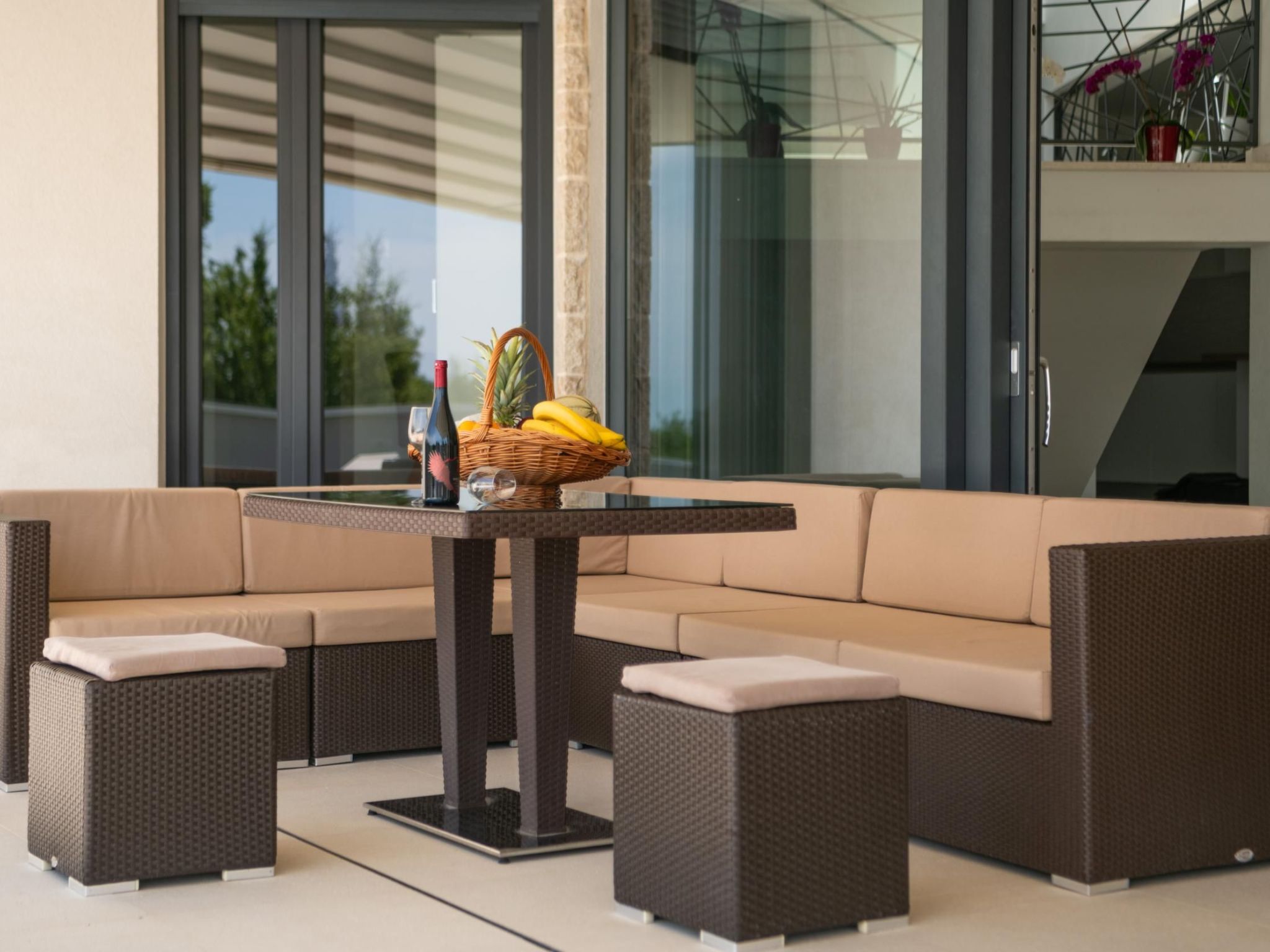 Villa EmMa mit 5 Schlafzimmern und beheiztem Pool-Image-tags.info