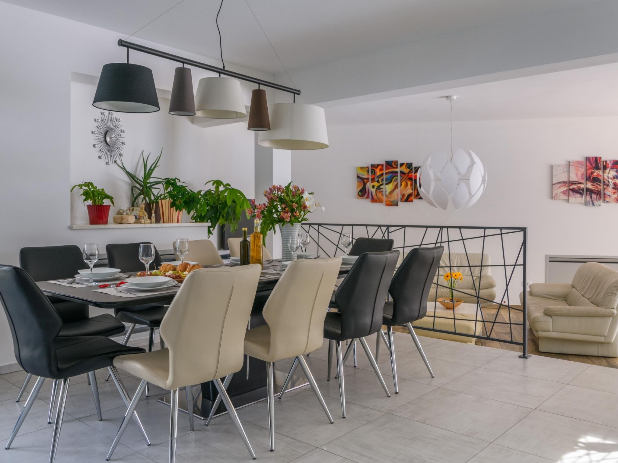 Villa EmMa mit 5 Schlafzimmern und beheiztem Pool-Image-tags.info