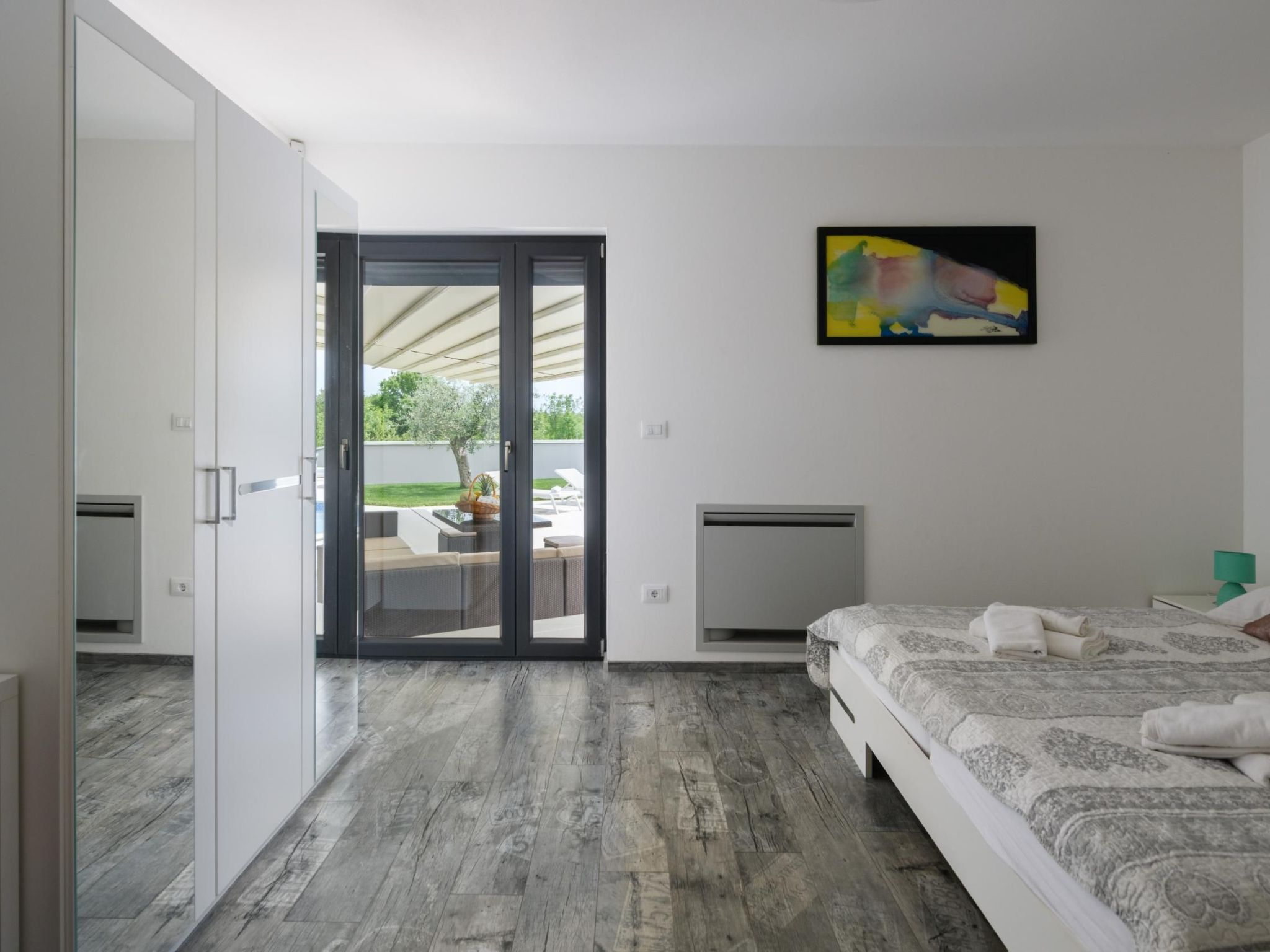 Villa EmMa mit 5 Schlafzimmern und beheiztem Pool-Image-tags.info