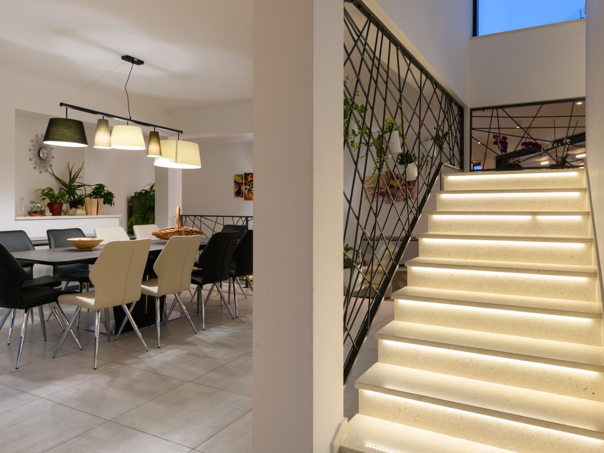 Villa EmMa mit 5 Schlafzimmern und beheiztem Pool-Image-tags.info