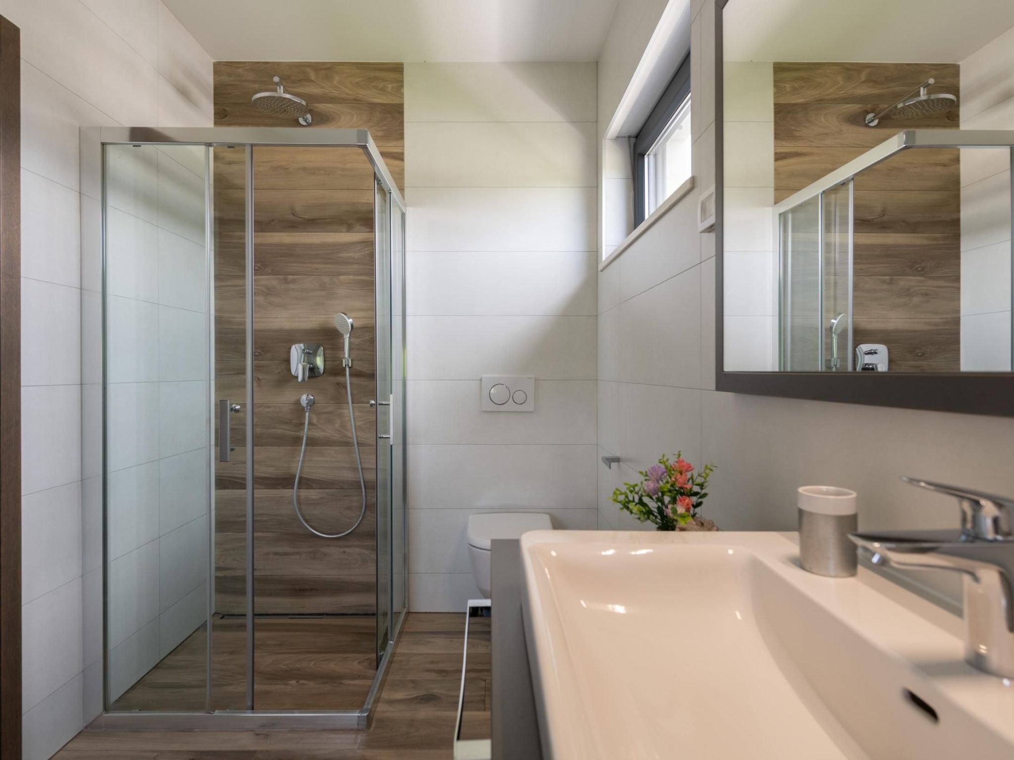 Villa EmMa mit 5 Schlafzimmern und beheiztem Pool-Image-tags.info