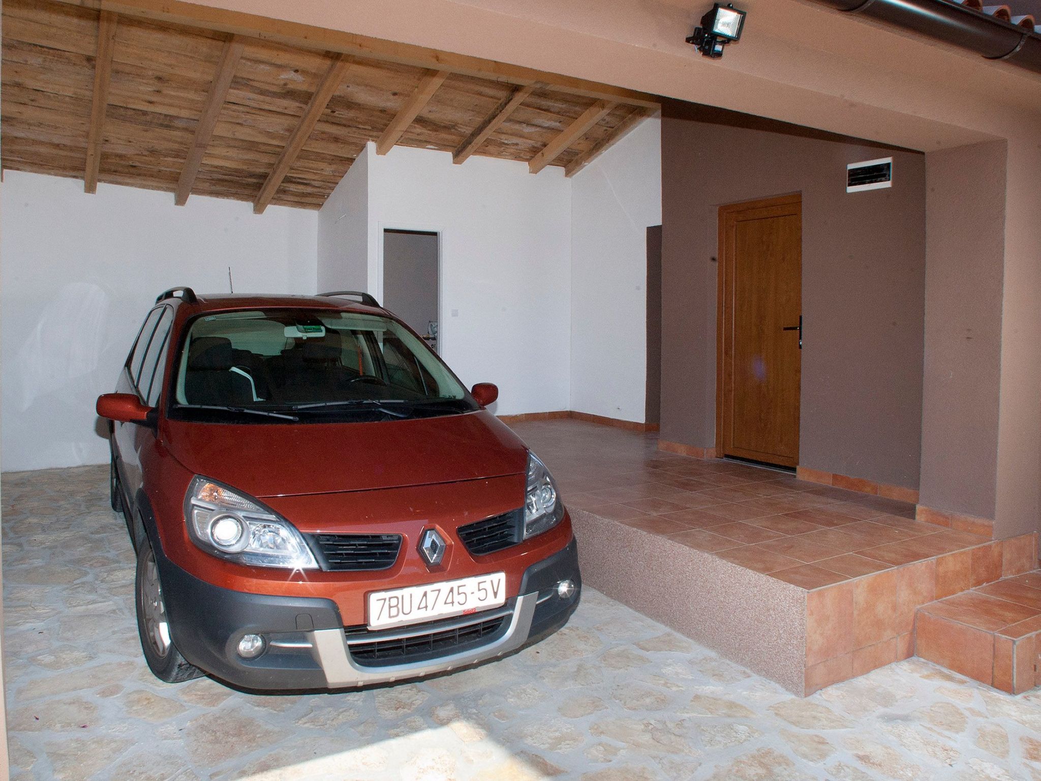 Haus in Cukrići mit privatem Pool-Outside