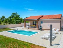 Villa Stocozzi: Uw privé-oase met zwembad in het groene hart van Istrië - thumbnail 2