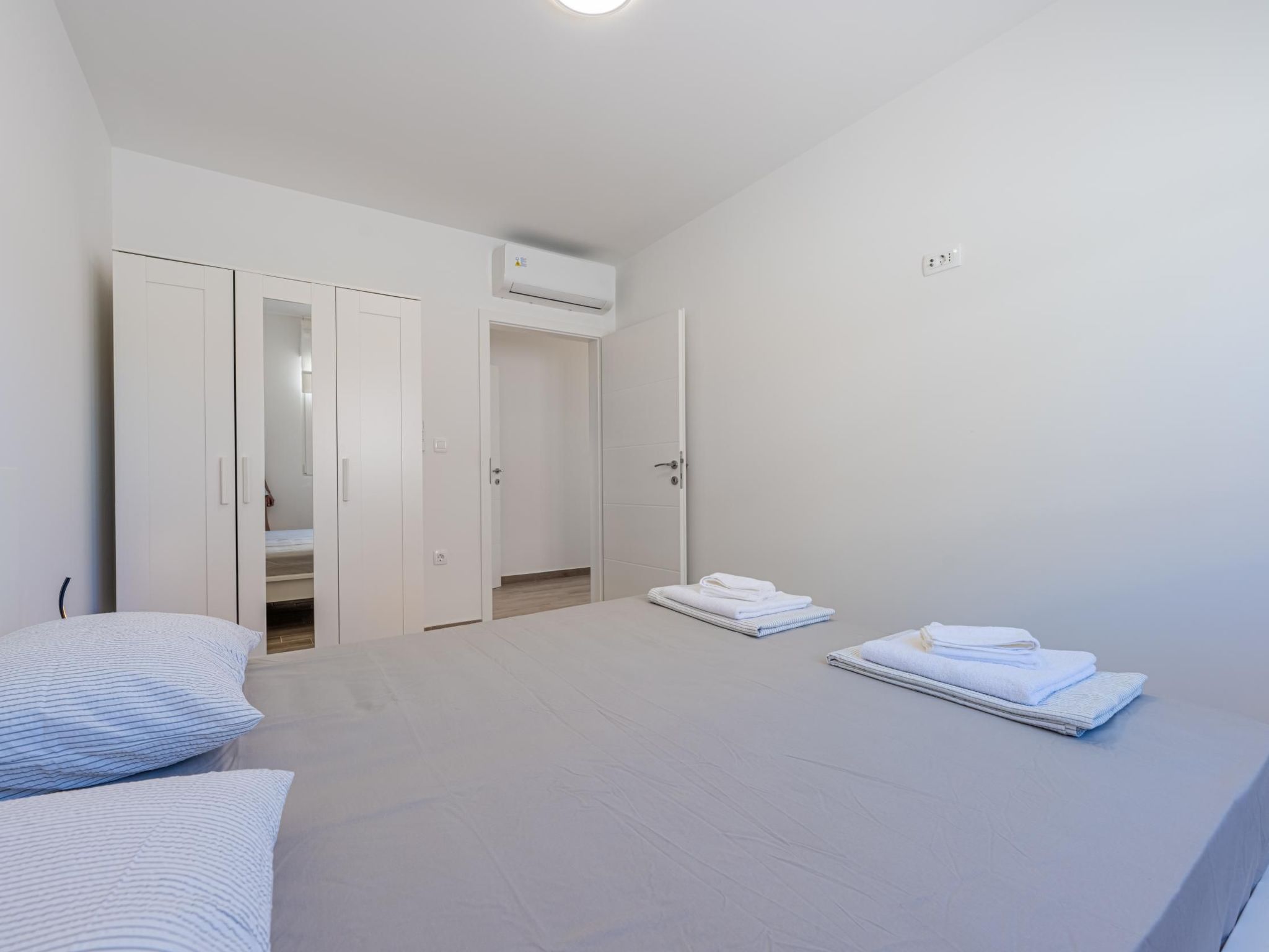 Villa Stocozzi-Inside