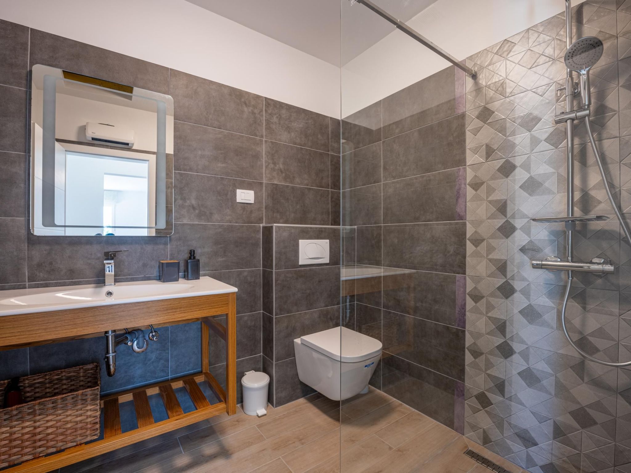 Villa Stocozzi-Inside