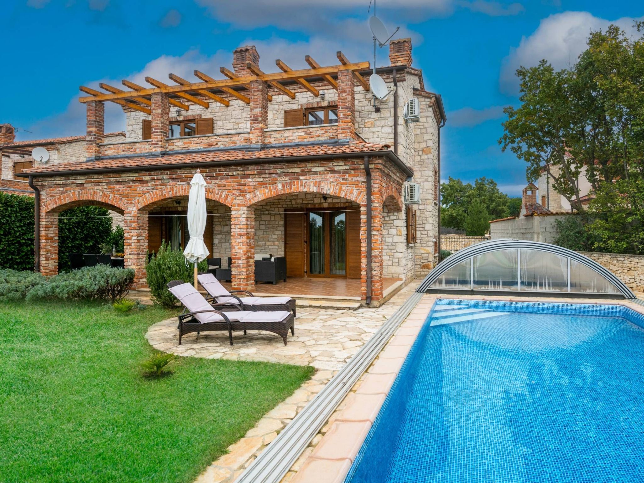 Villa Wish mit beheiztem Pool-Drinnen