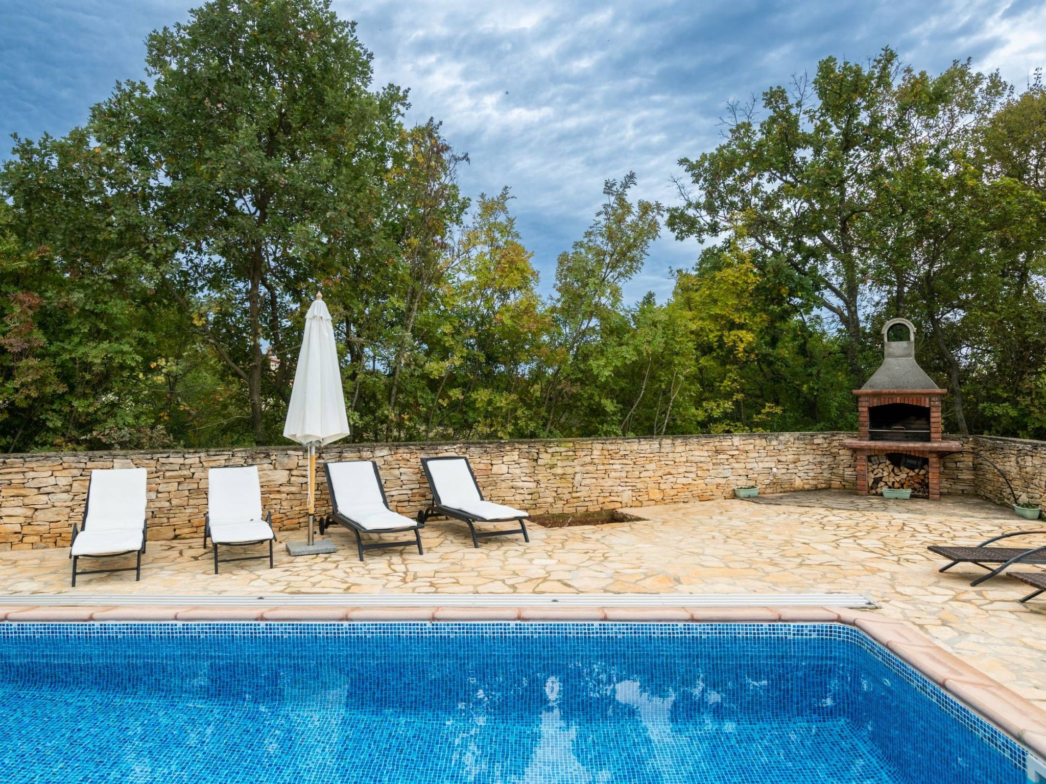 Villa Wish mit beheiztem Pool-Drinnen