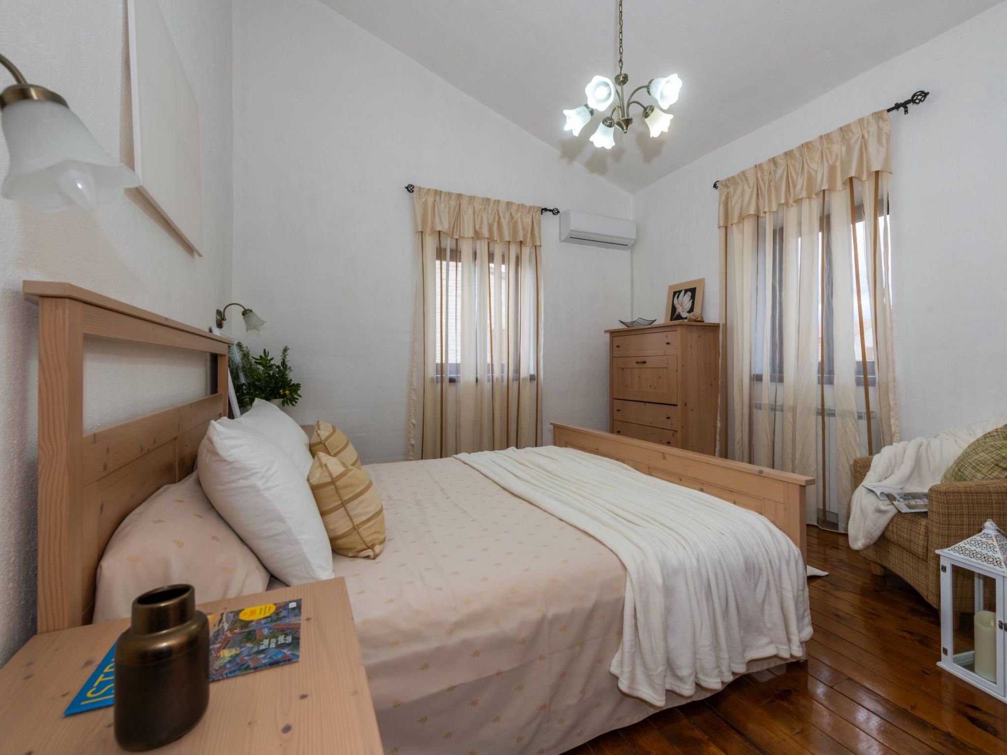 Villa Wish mit beheiztem Pool-Drinnen