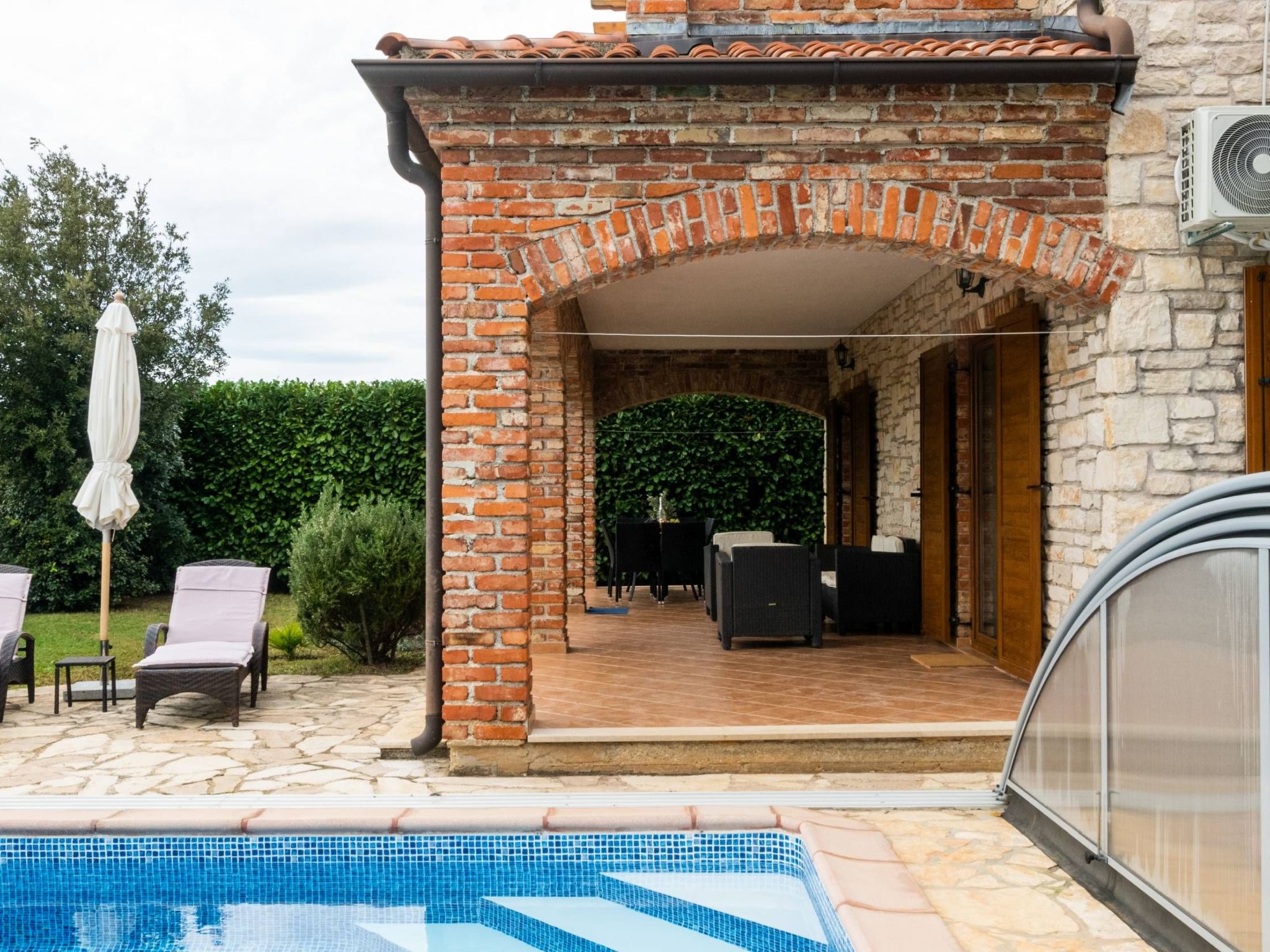 Villa Wish mit beheiztem Pool-Drinnen