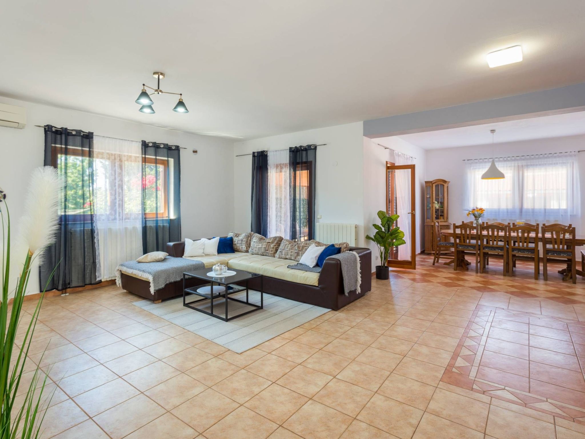 Ferienvilla "Ena"-Binnen