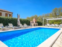 Villa Paradis: Uw privéparadijs met verwarmd zwembad in Istrië - thumbnail 3