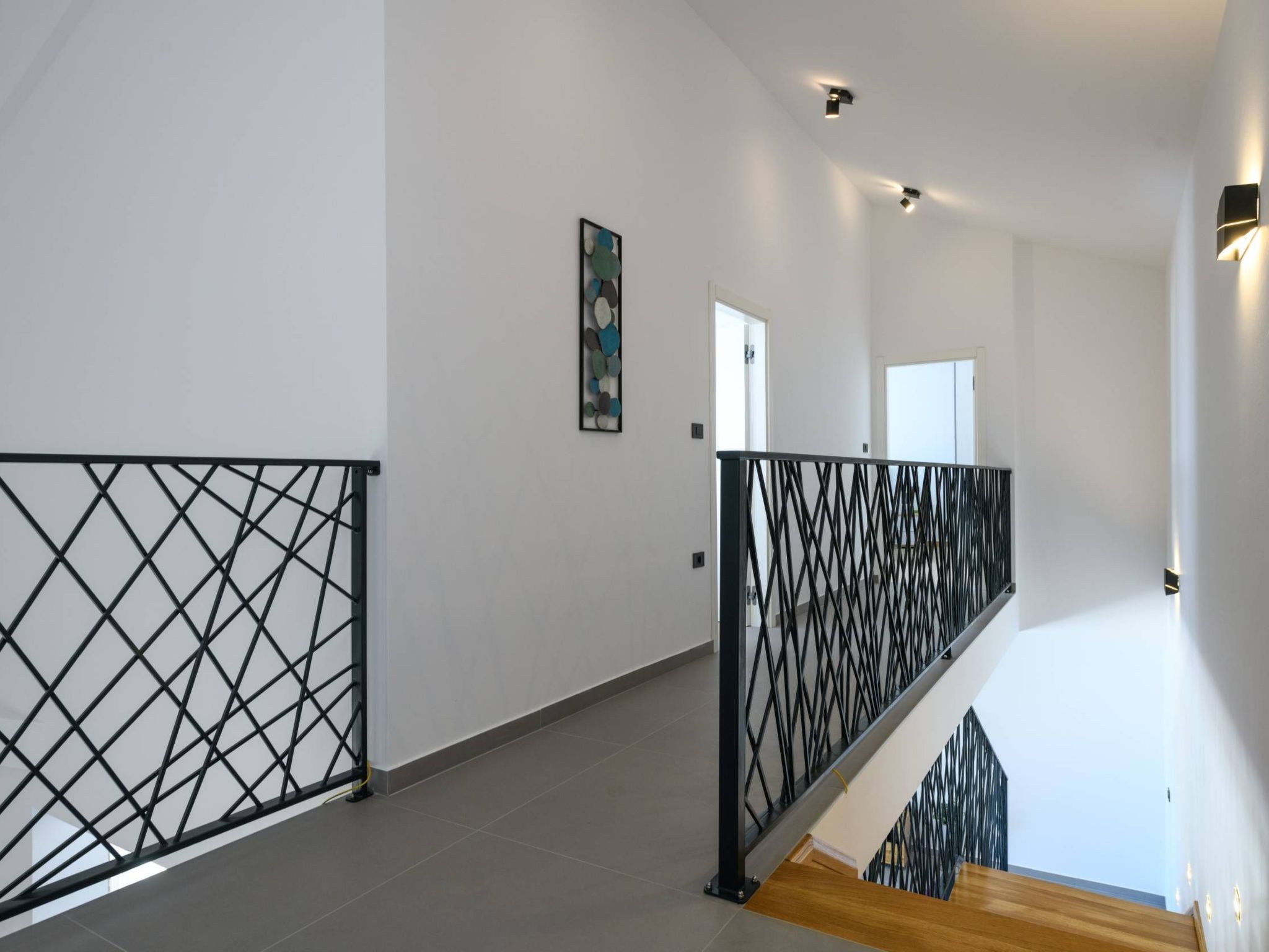 Villa Grande, klimatisiert und mit Pool in Jursici-Binnen