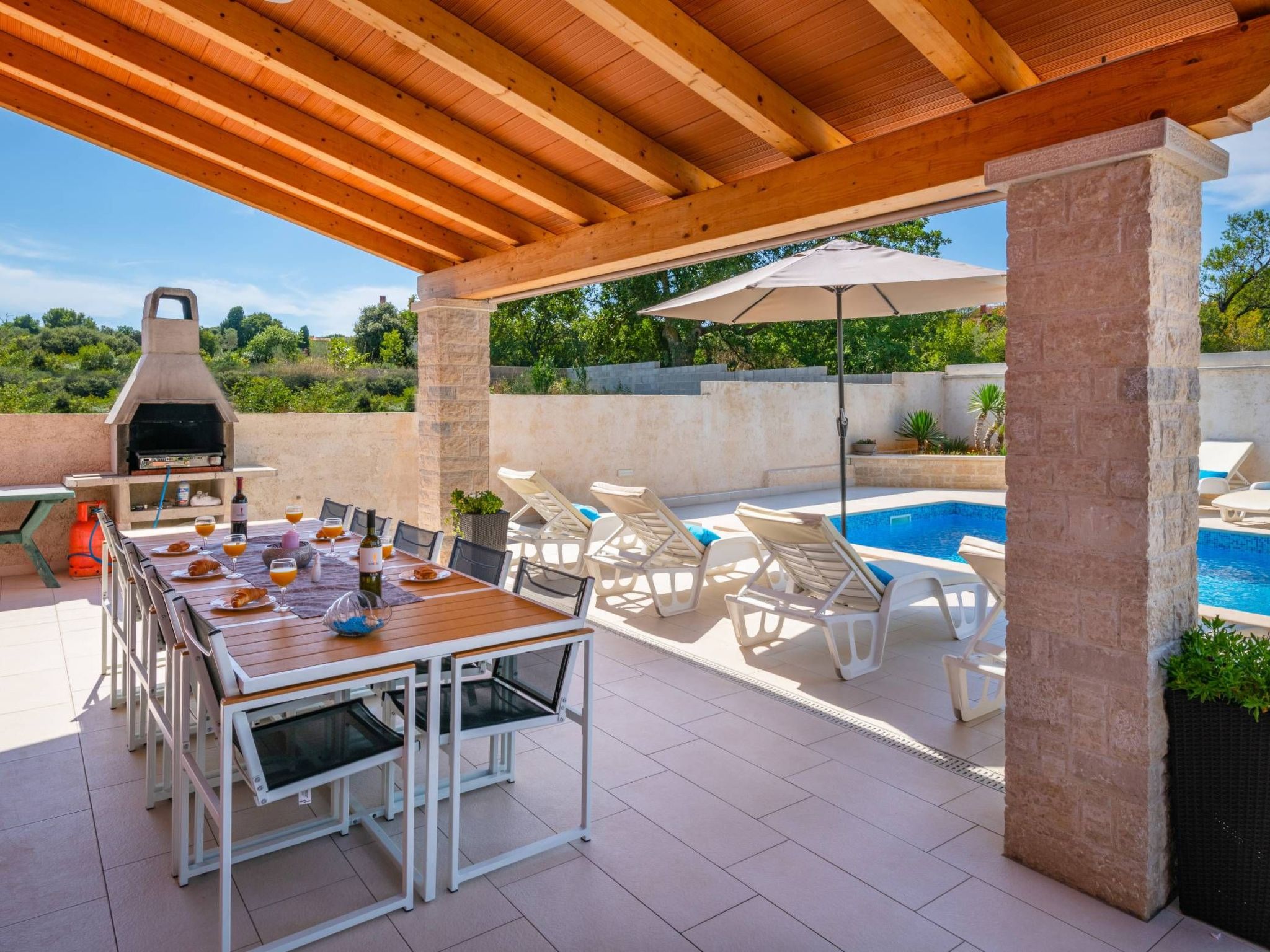 Family villa Nicole-Image-tags.info