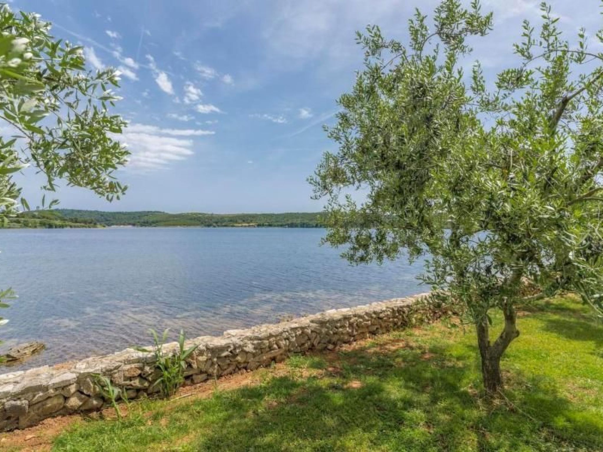 Beach House IVE, romantische Flucht, Jacuzzi, Pool, Meer-Binnen