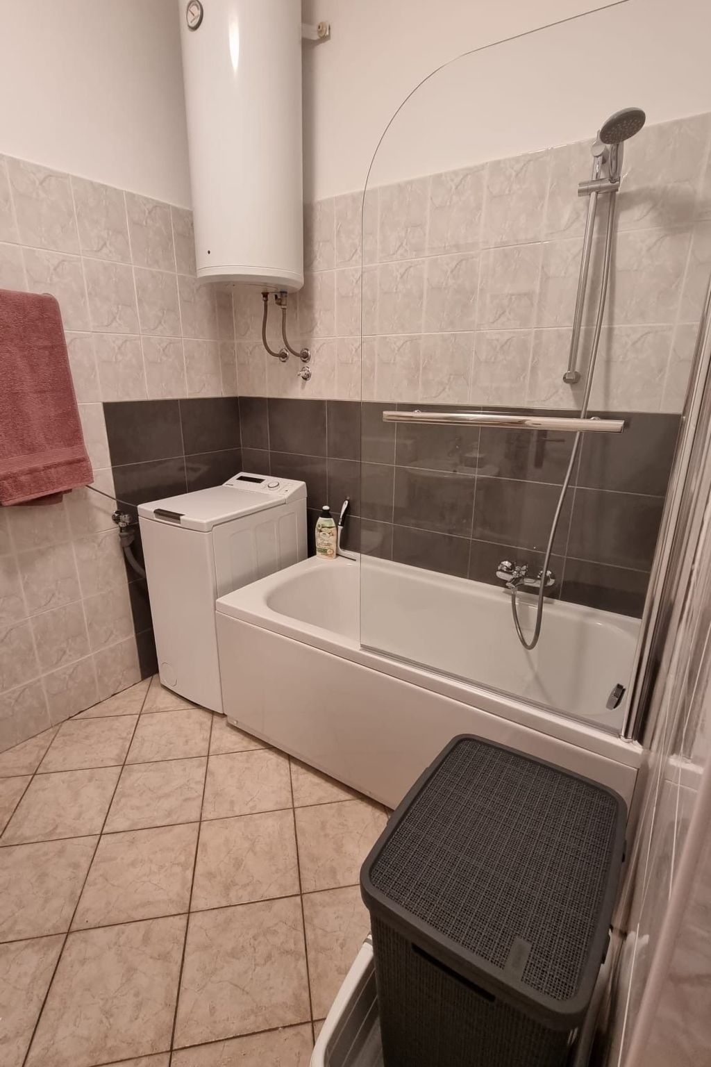 In Zentrumsnähe mit Balkon-Binnen