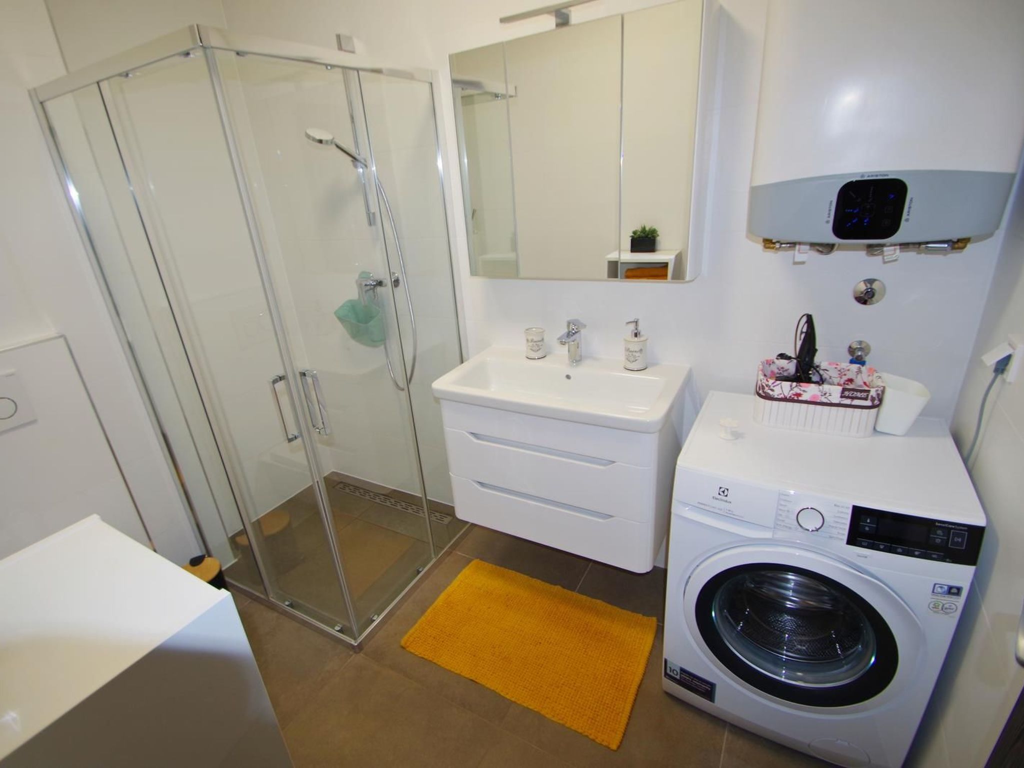 "Modern" - Image-tags.info