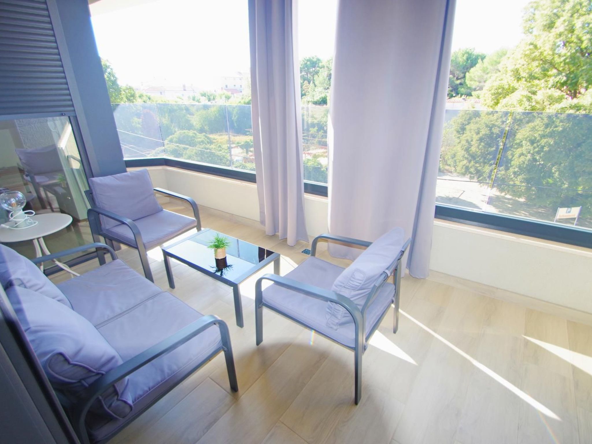 "Modern" - Image-tags.info