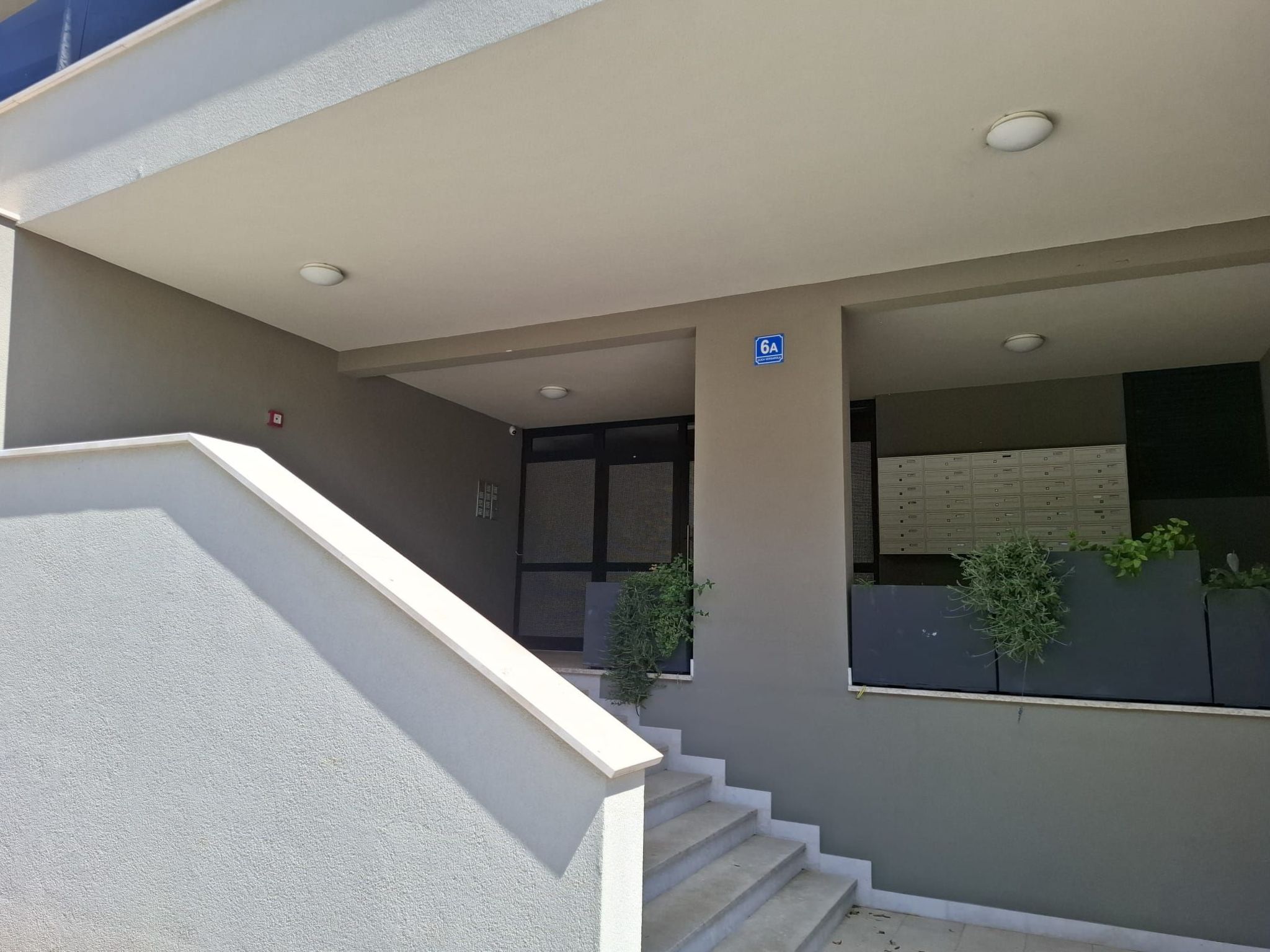 "Modern" - Image-tags.info