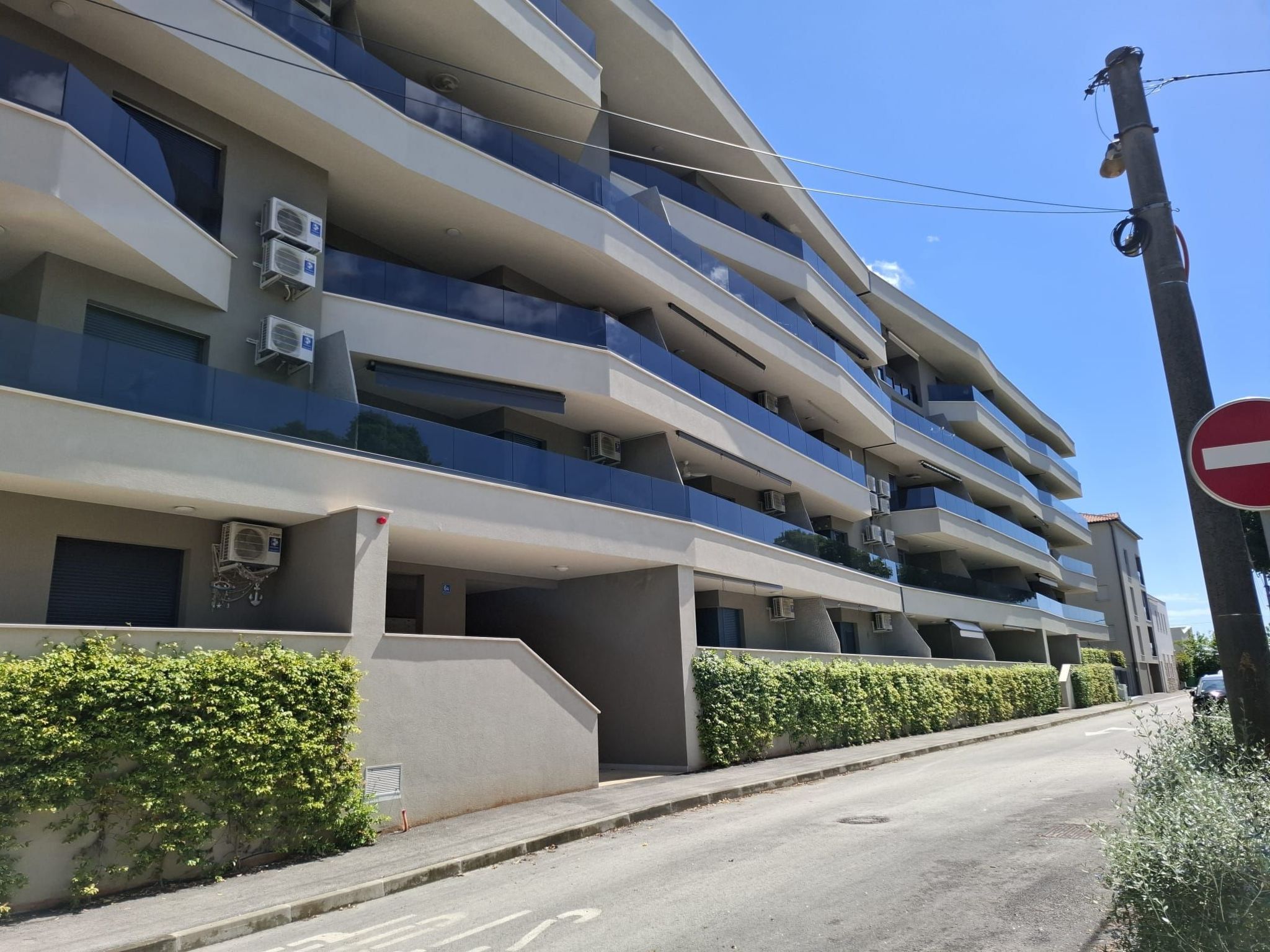 "Modern" - Image-tags.info