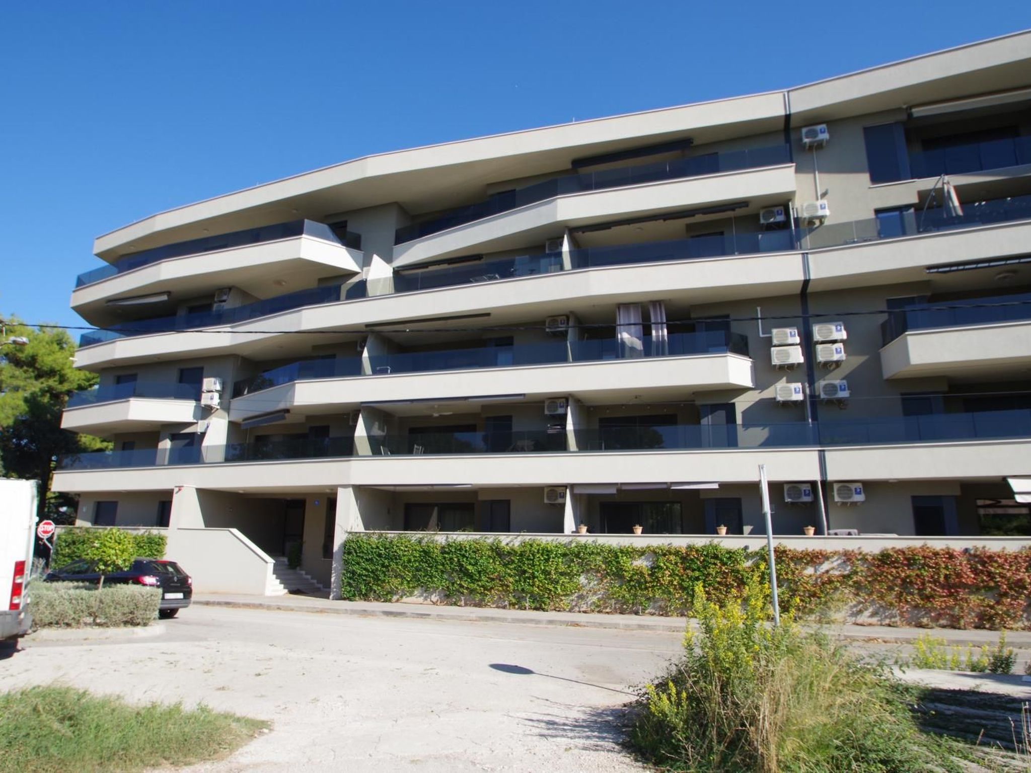 "Modern" - Image-tags.info