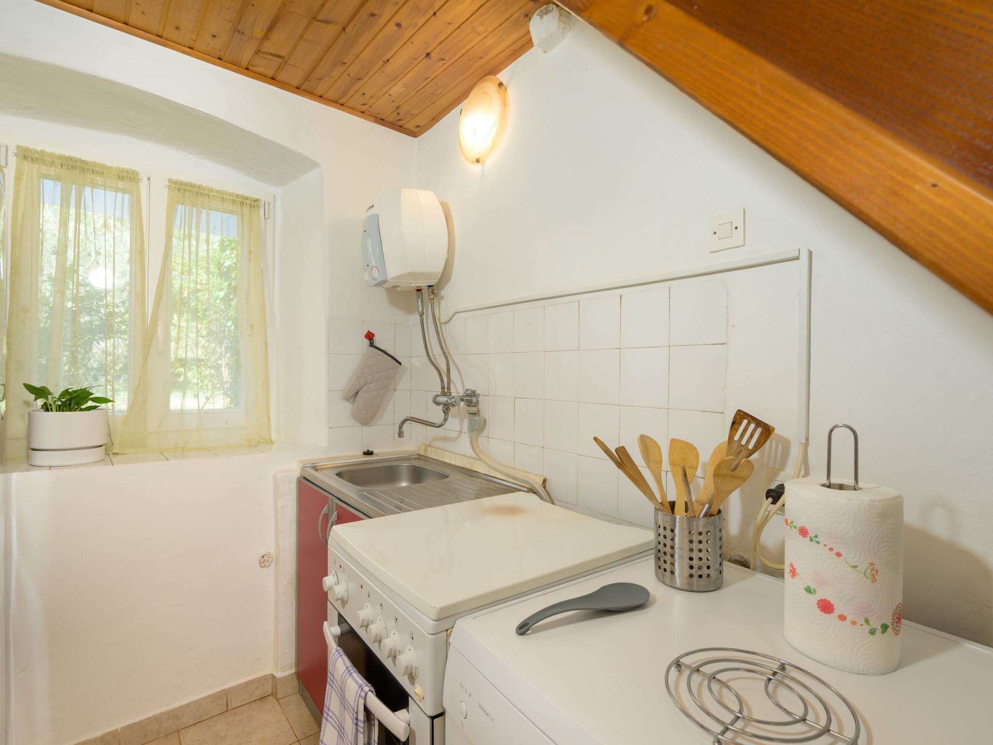Sabina mit zwei Ferienwohnung und Pool - Image-tags.info