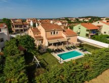 Luxe villa voor 11 personen met privézwembad nabij Pula - thumbnail 3