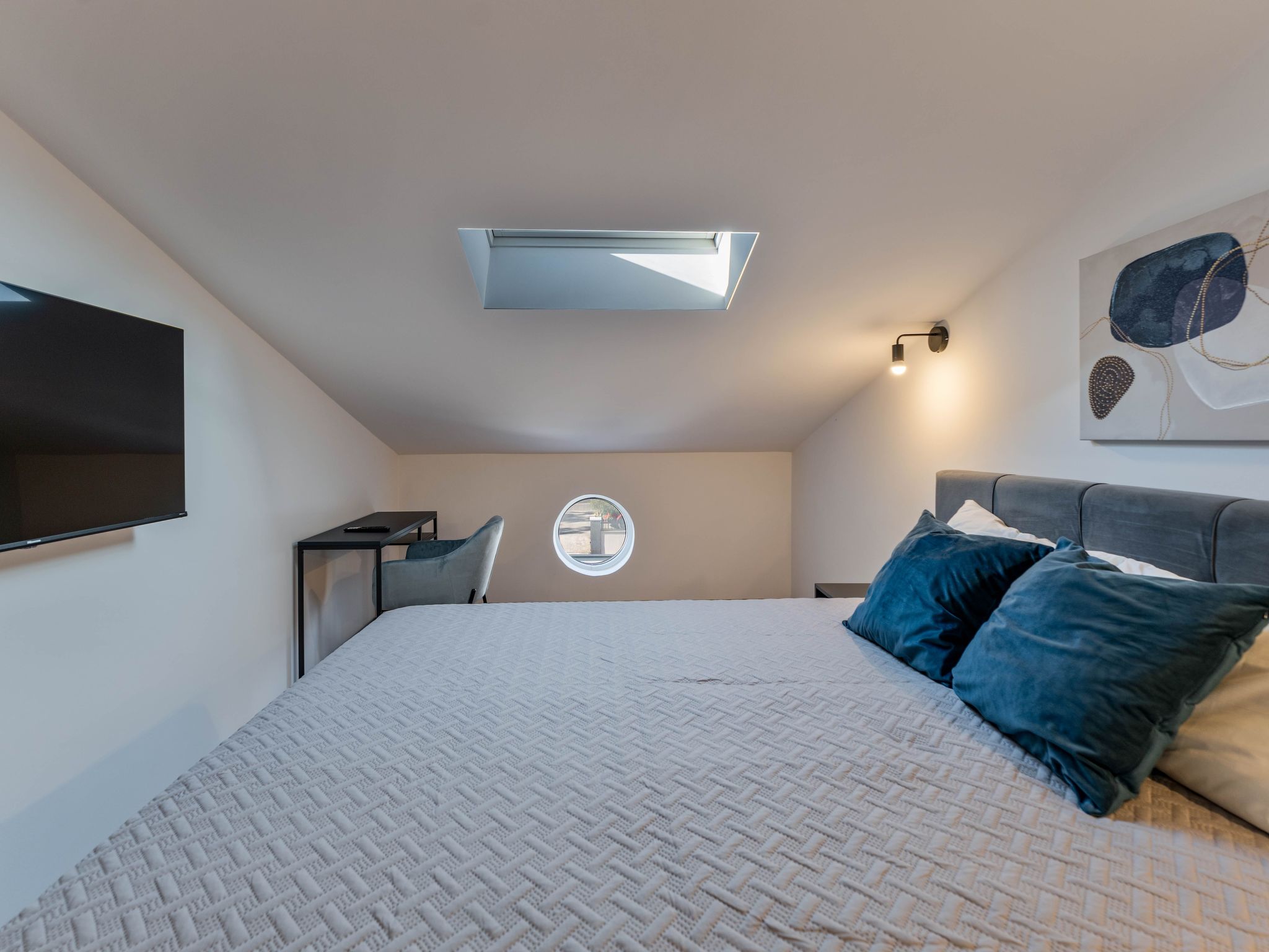 In Pula mit privatem Pool-Drinnen