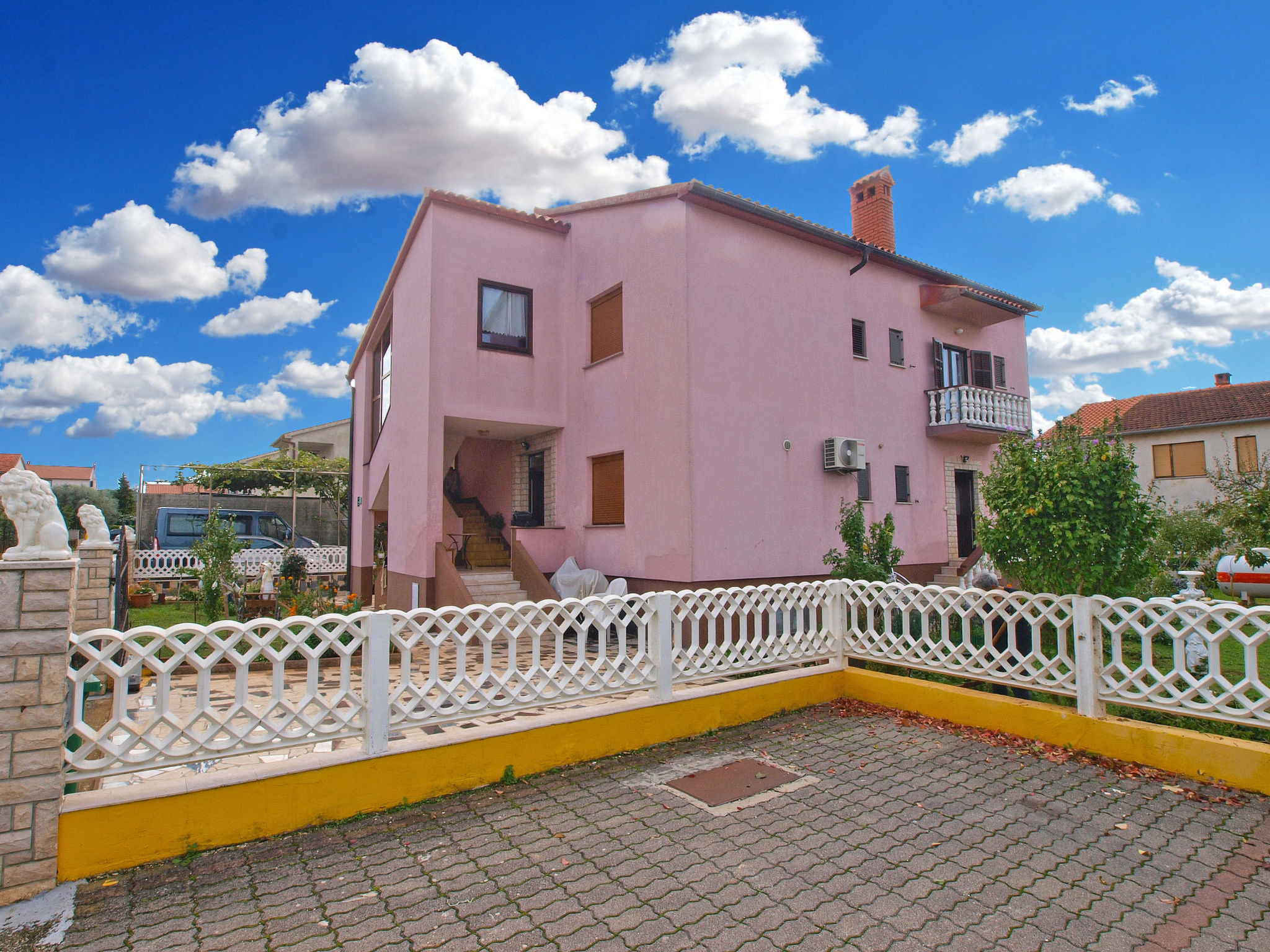 Apartment 1488