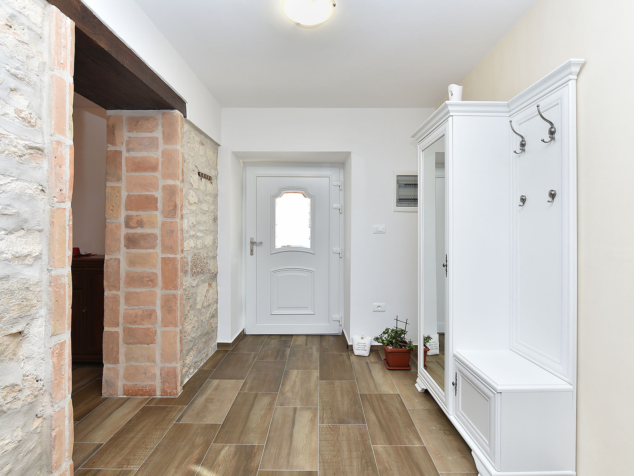 House 2214 - Inside