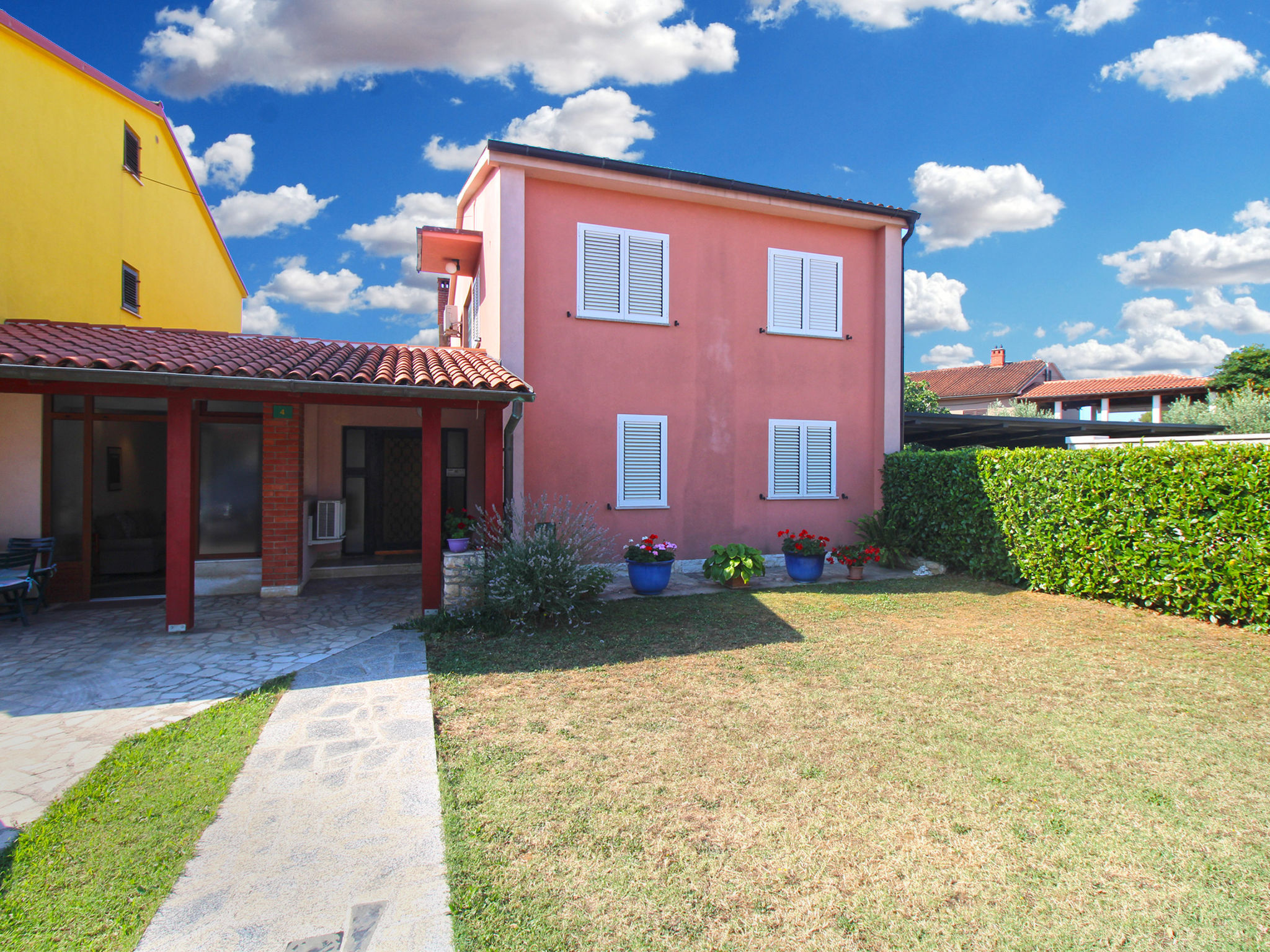 Apartment 2281