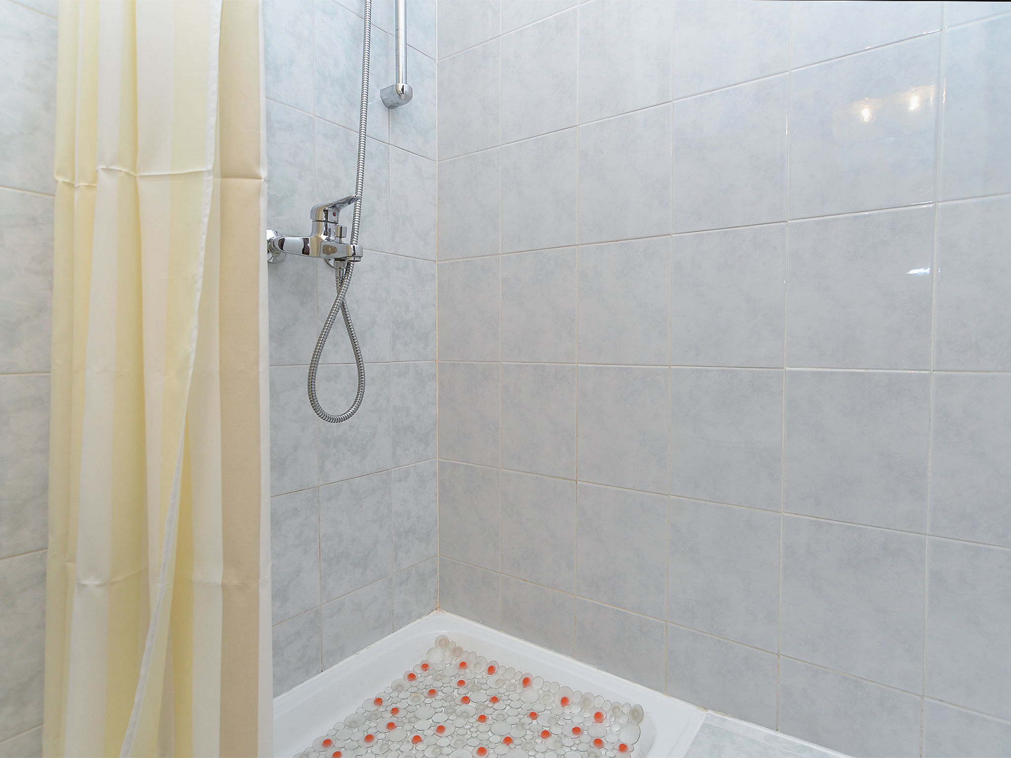 Rooms Sobe Nada Lenić - Binnen