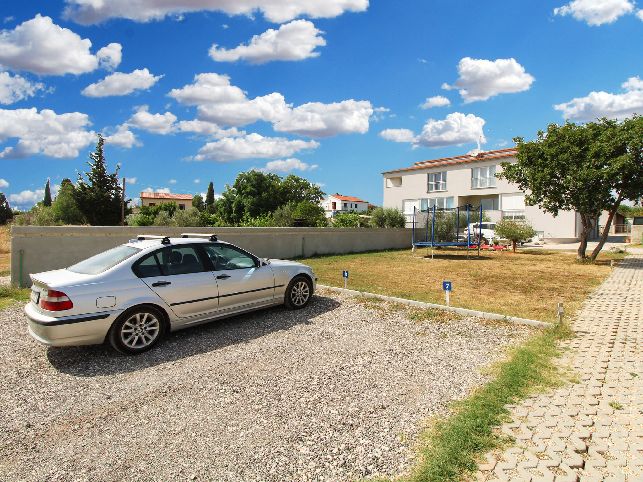 Apartment 2185 - Image 2
