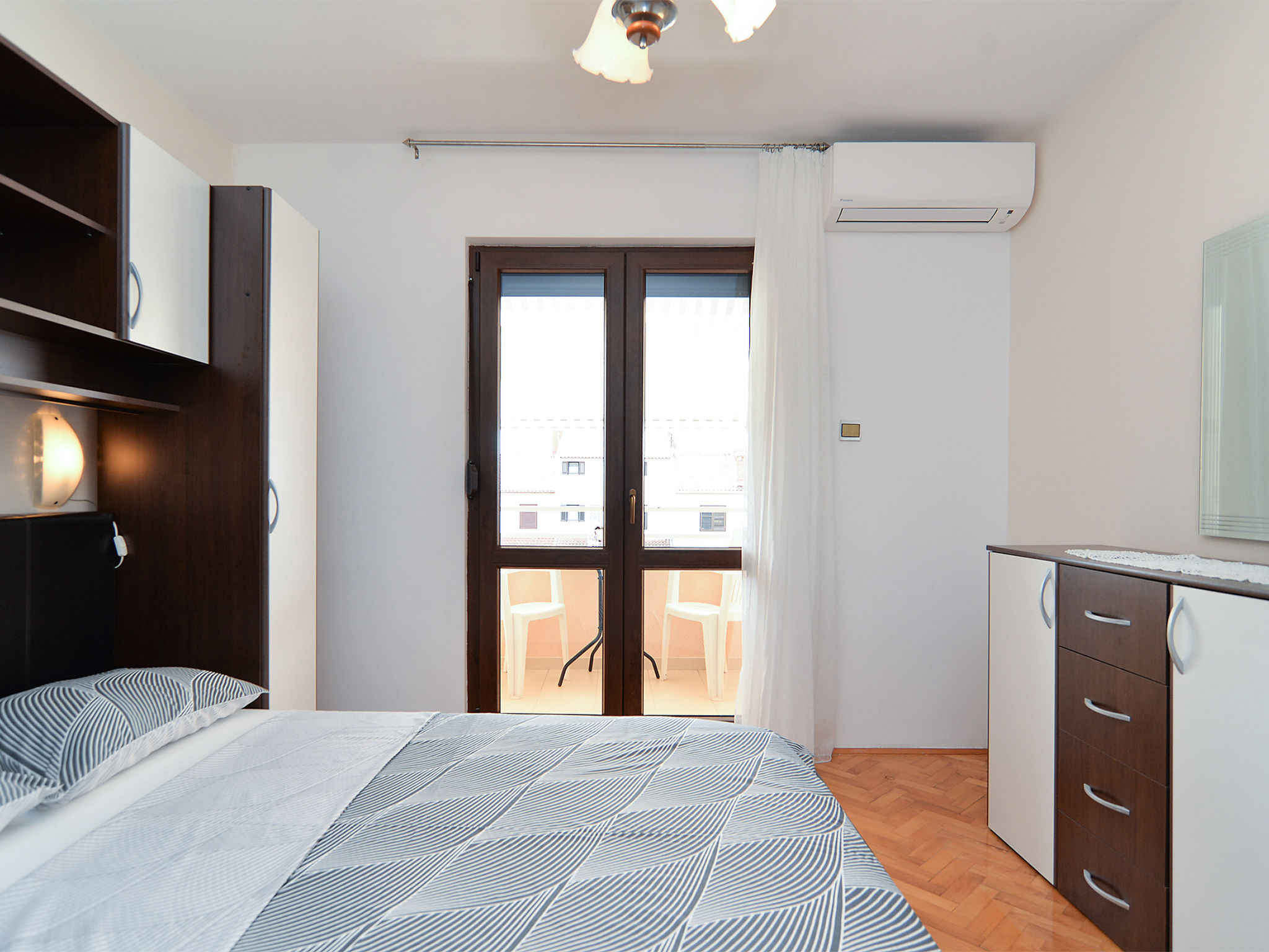 Apartment 43 - Binnen
