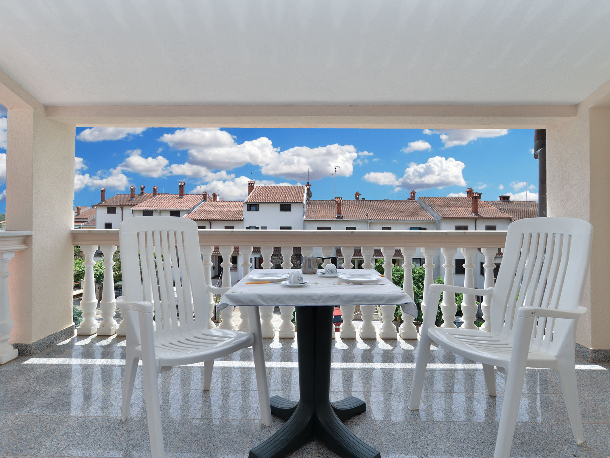 Apartment 43 — Terrace (5 of 36)