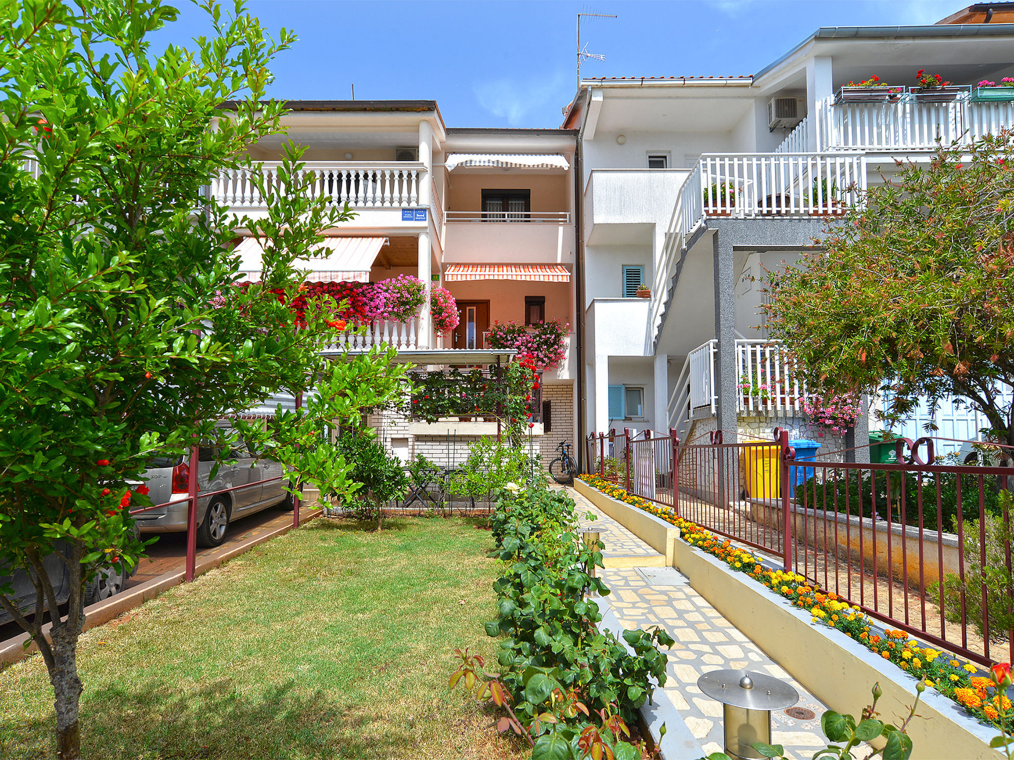 Apartment 43