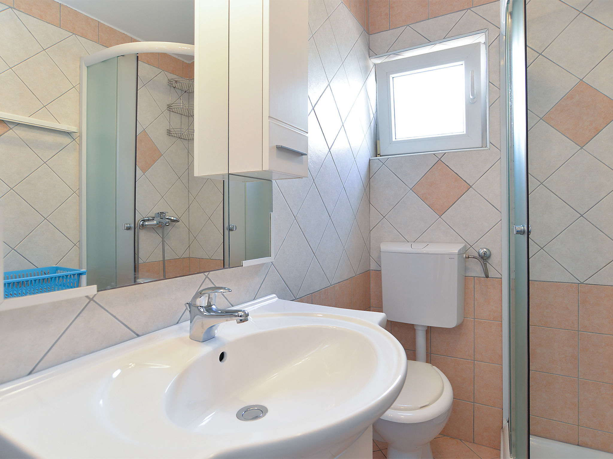 House 1203 - Drinnen