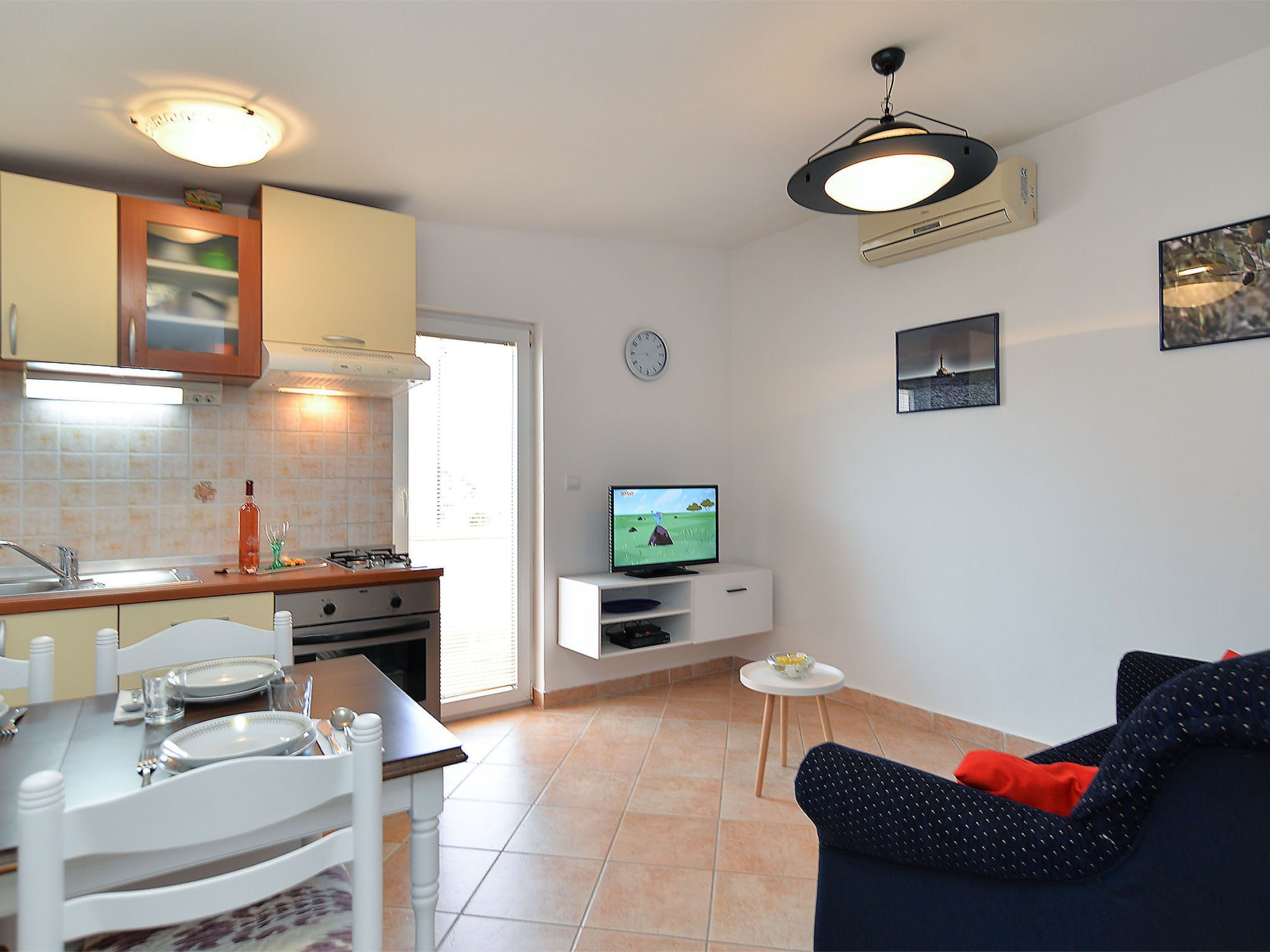 House 1203 - Drinnen