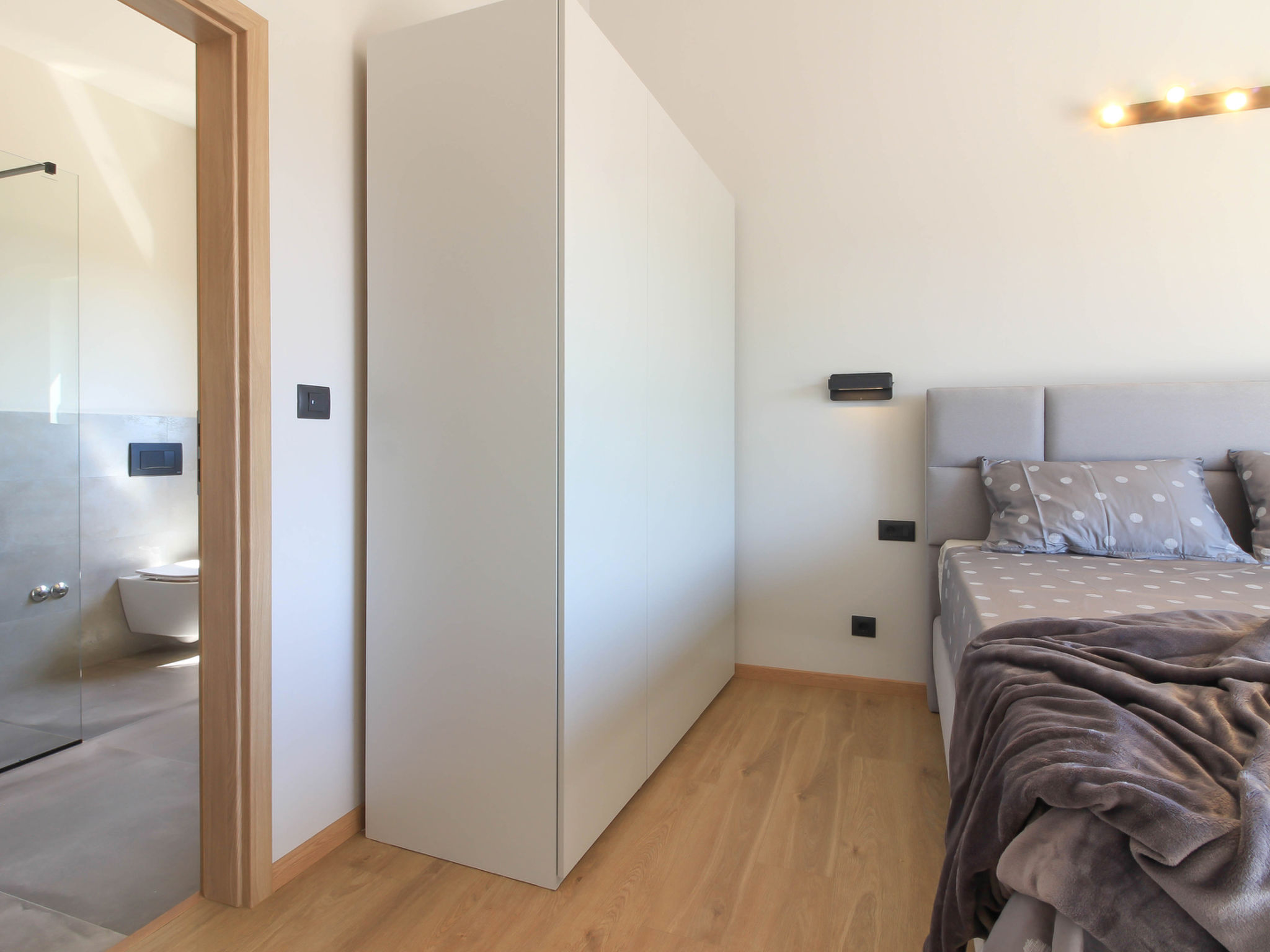 Villa Esire - Binnen