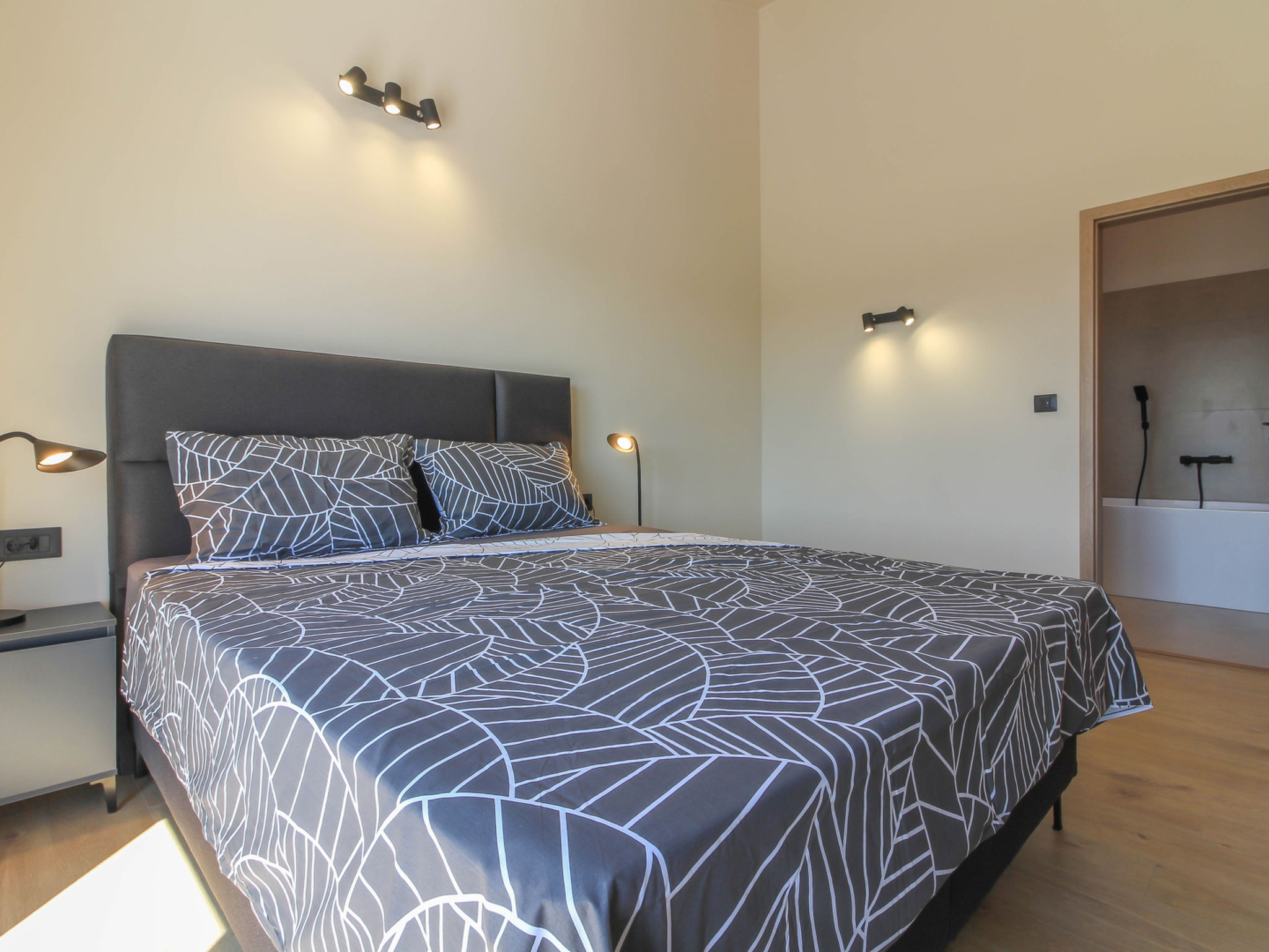 Villa Esire - Binnen