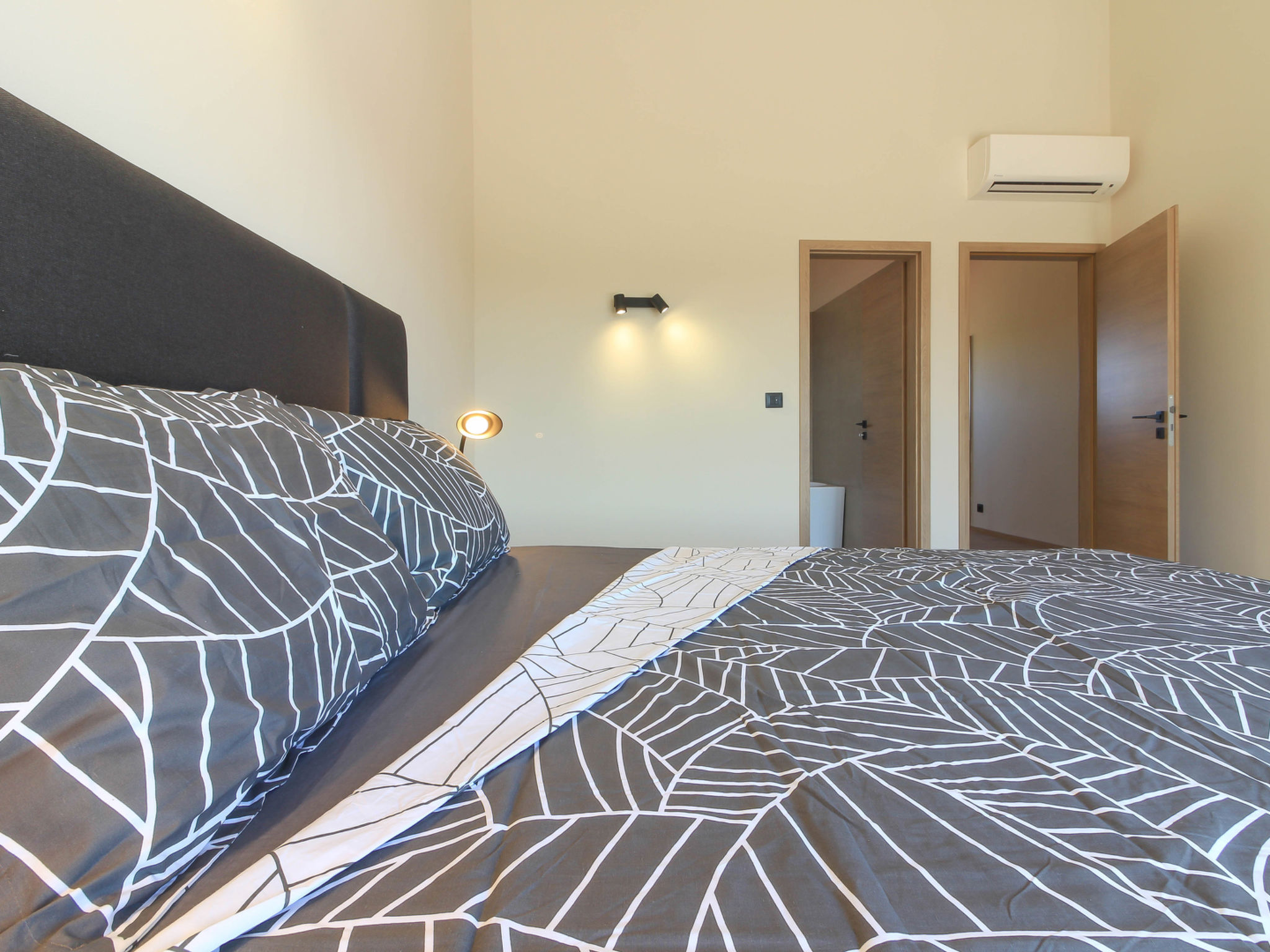 Villa Esire - Binnen