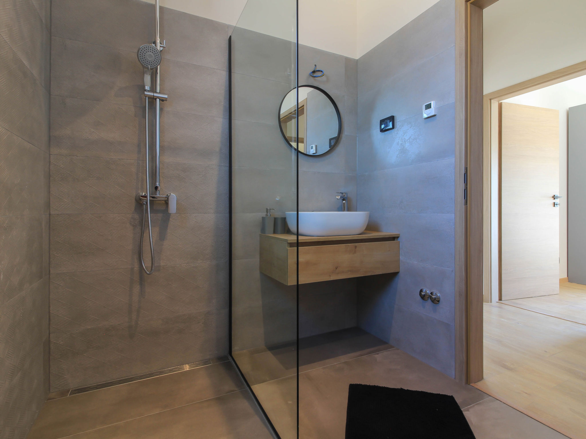 Villa Esire - Binnen