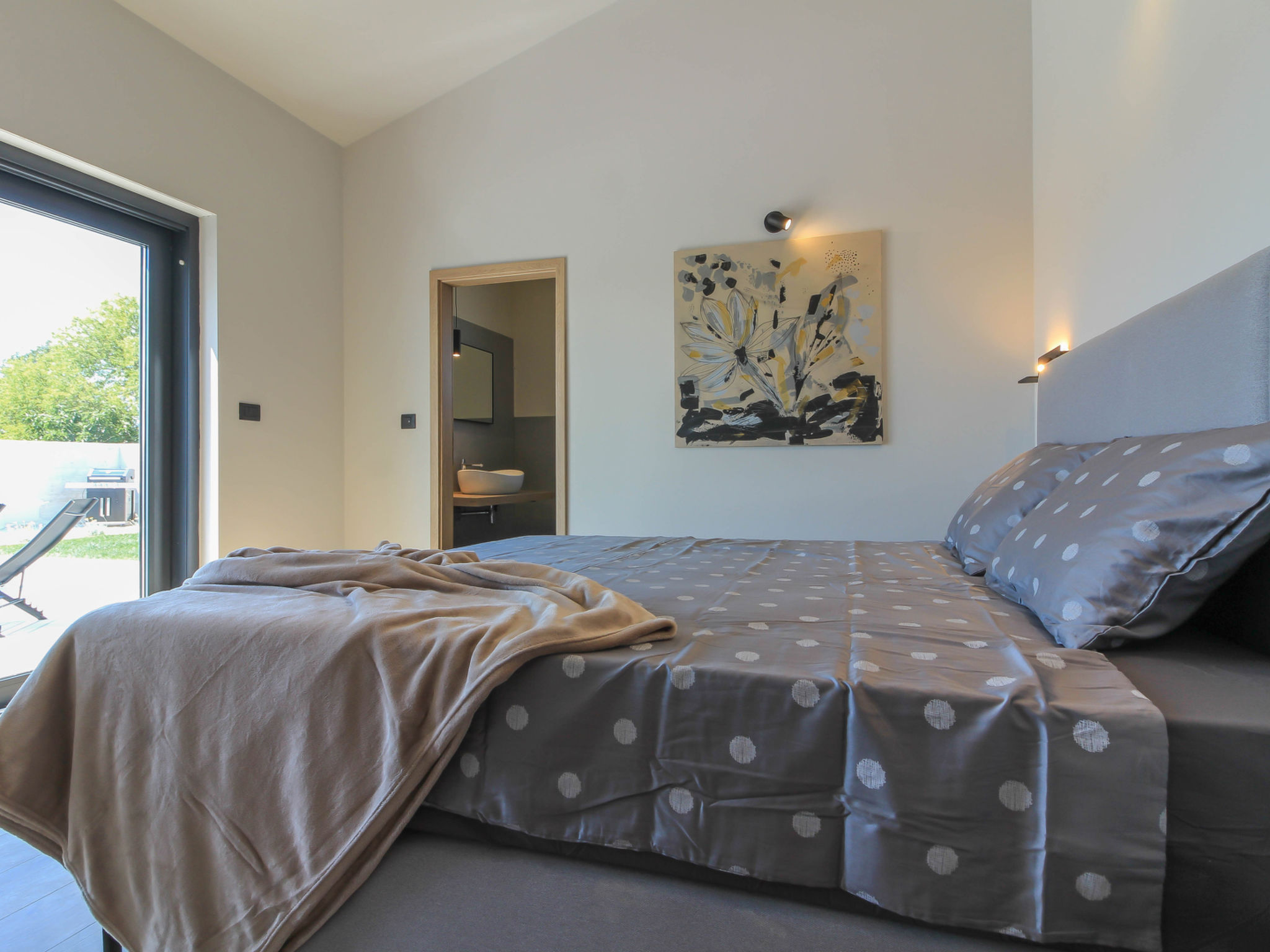 Villa Esire - Binnen